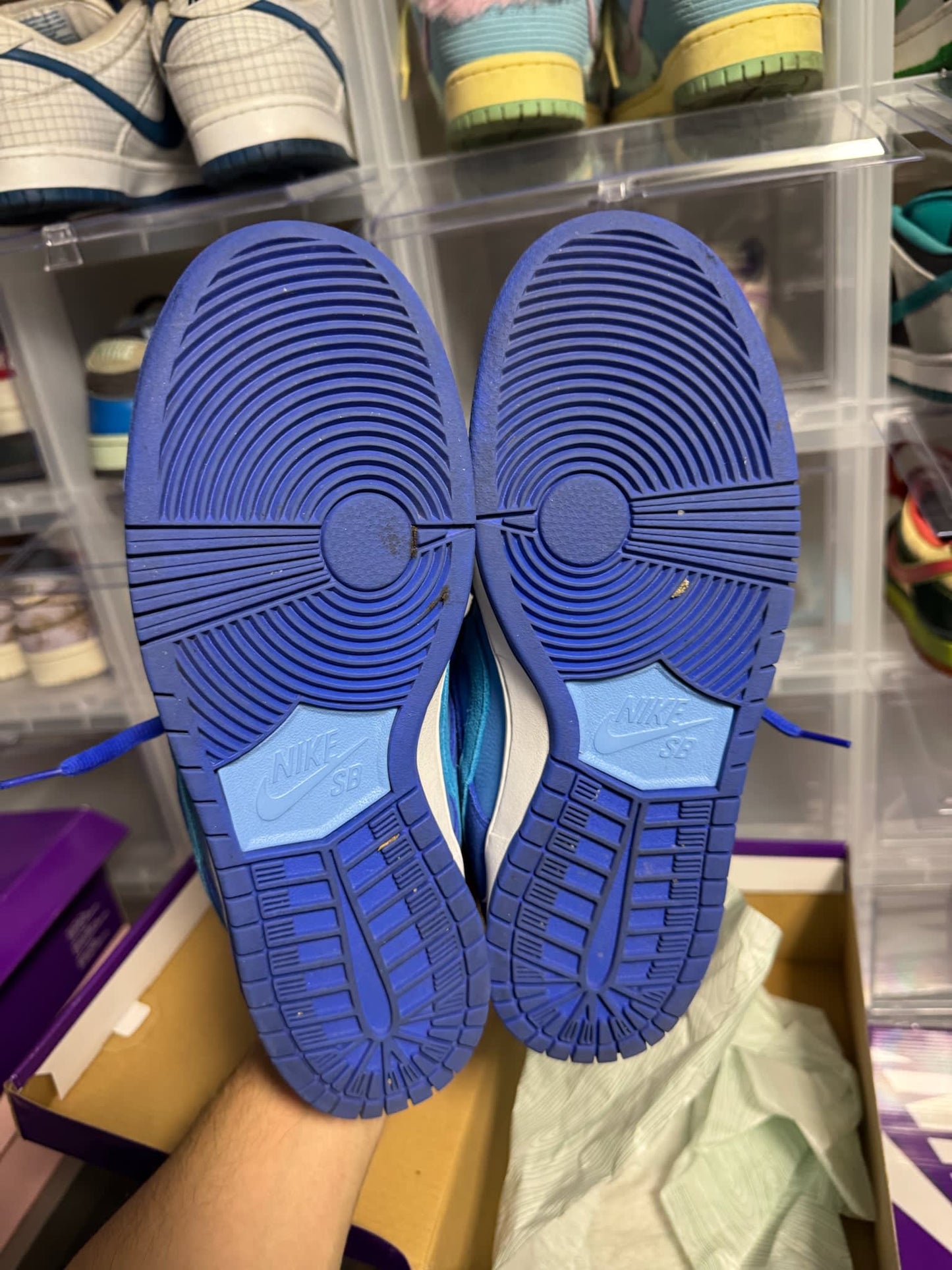 Size 9 Preowned Nike SB Dunk Low Blue Raspberry