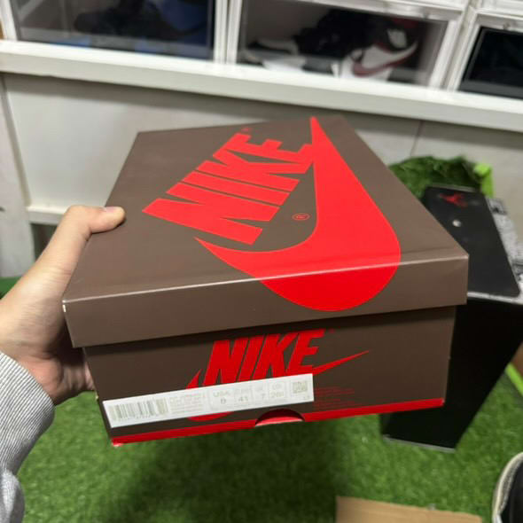 HY1064 Jordan 1 Retro Low OG SP Travis Scott Mocha