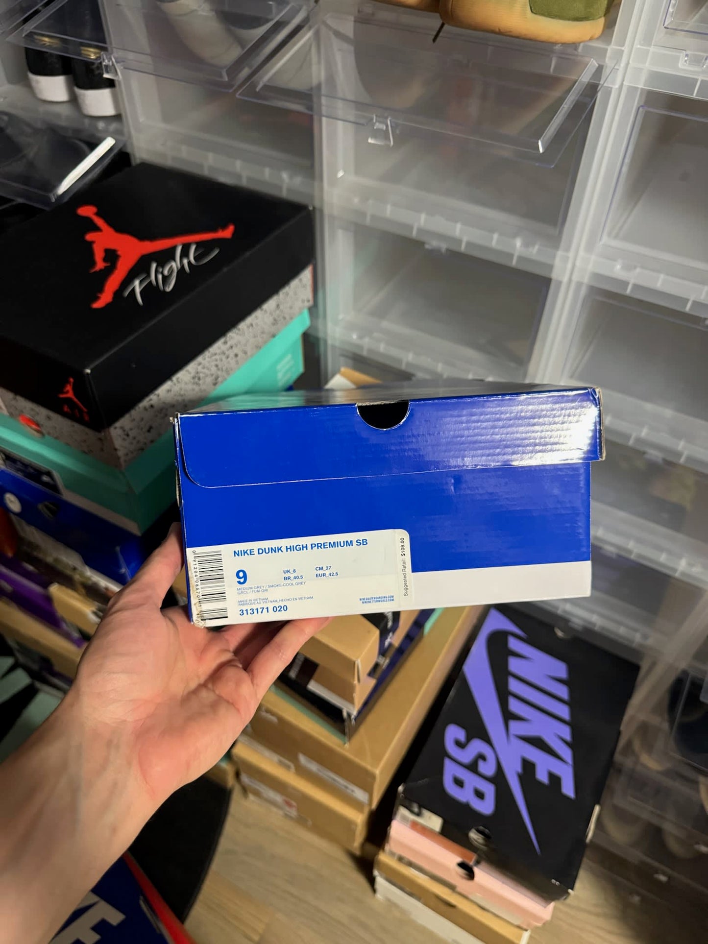 HY765 Nike SB Dunk High Tauntaun