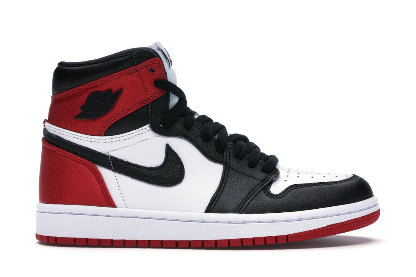 WMNS JORDAN 1 RETRO HIGH ‘Satin Black Toe’