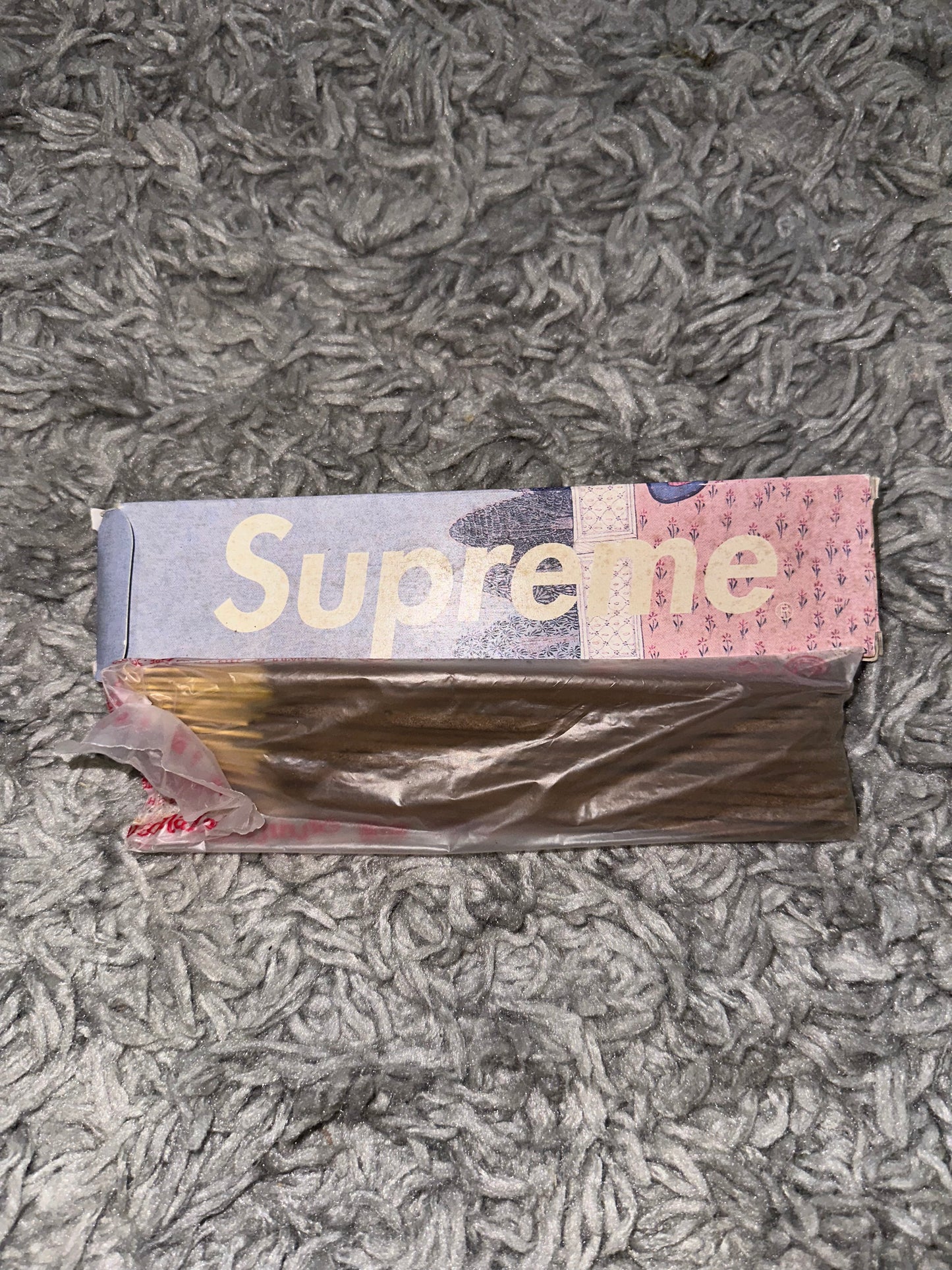 Supreme in-sense sets