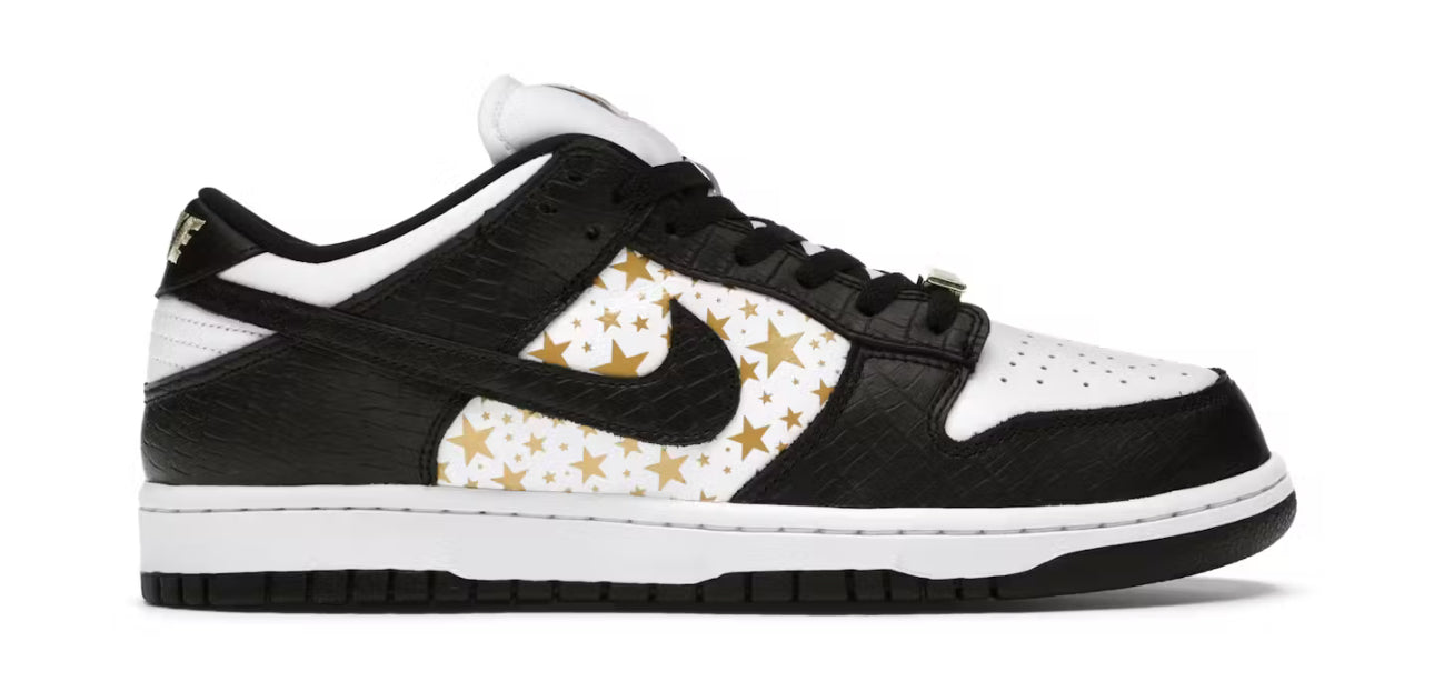 Nike SB Dunk Low x Supreme ‘Black Star’