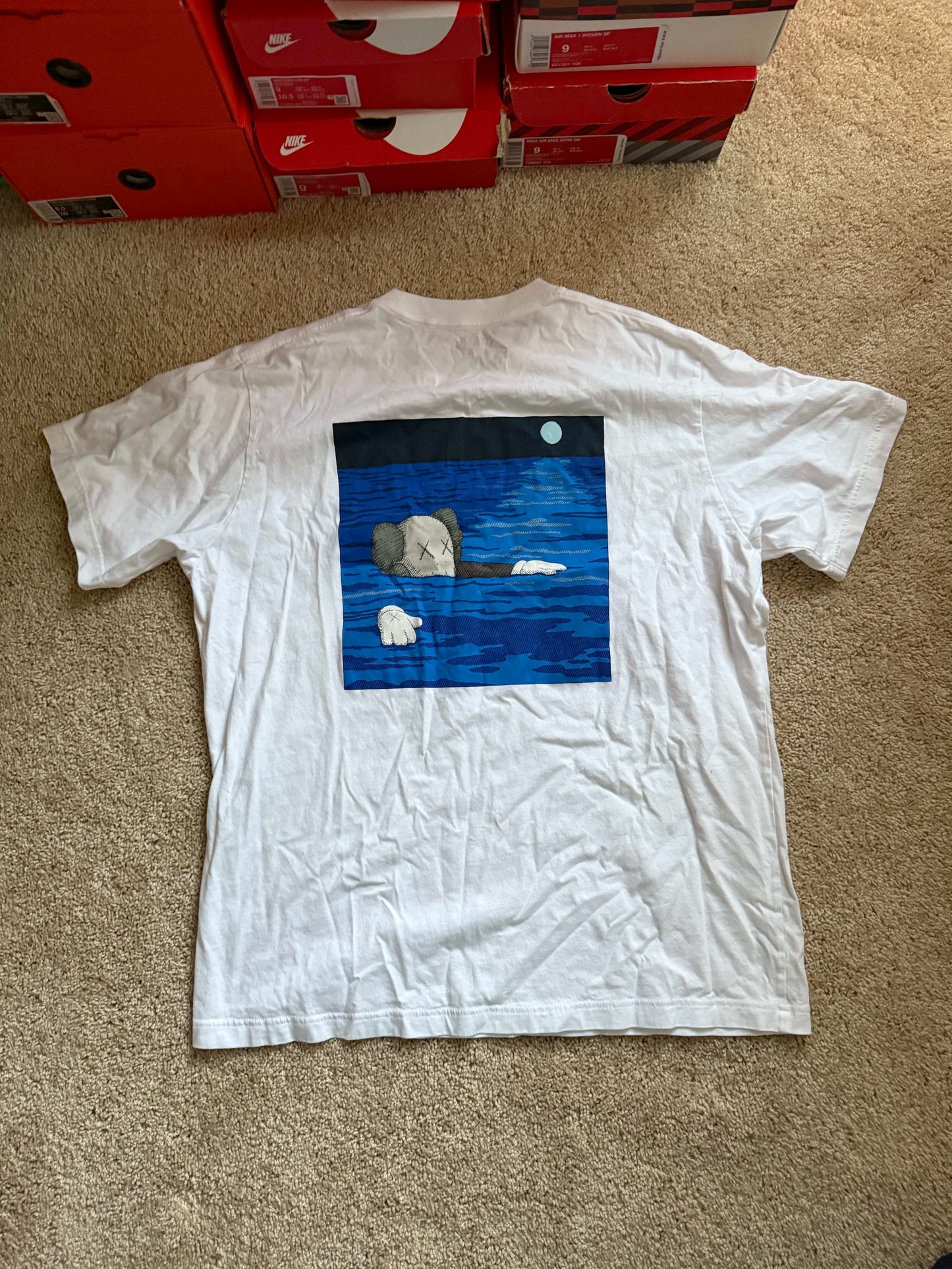 KAWS x Uniqlo UT Short Sleeve Artbook Cover T-shirt (US Sizing) White