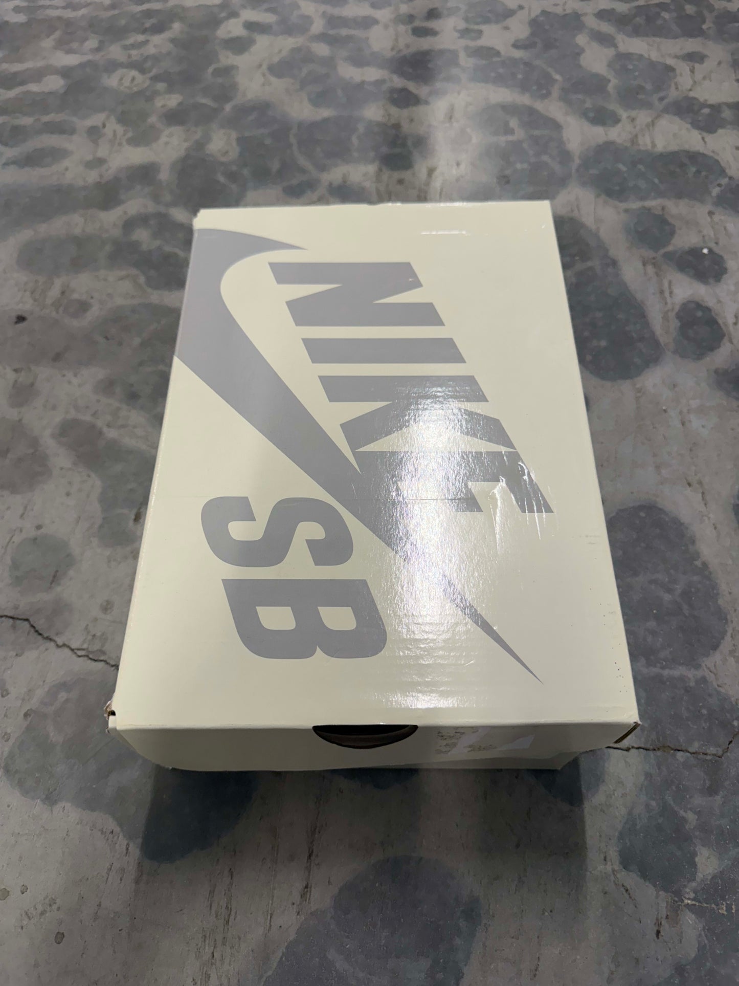 HY1473 Size 6 VNDS Nike SB Dunk Low The Powerpuff Girls Blossom