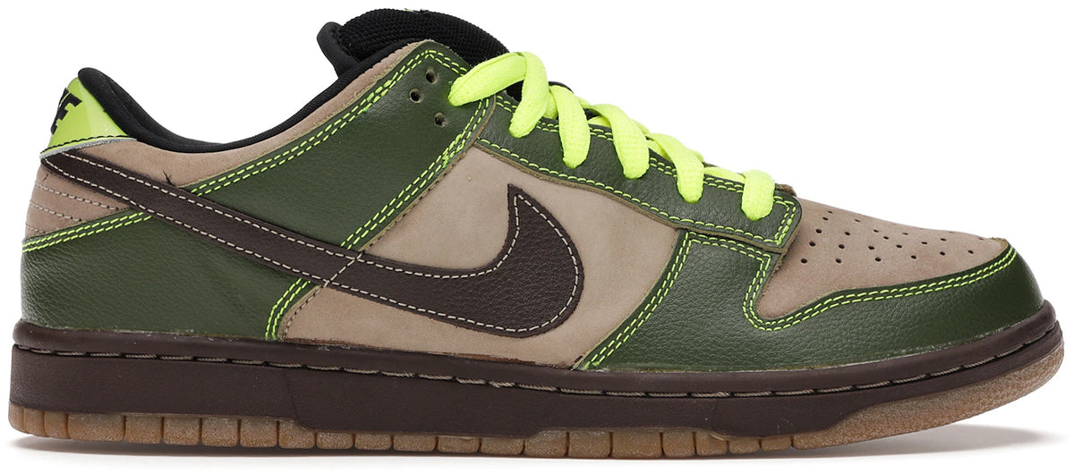 https://images.stockx.com/images/Nike-Dunk-SB-Low-Jedi-Product.jpg?fit=fill&bg=FFFFFF&w=1000&fm=webp&auto=compress&q=90&dpr=2&trim=color&updated_at=1738193358