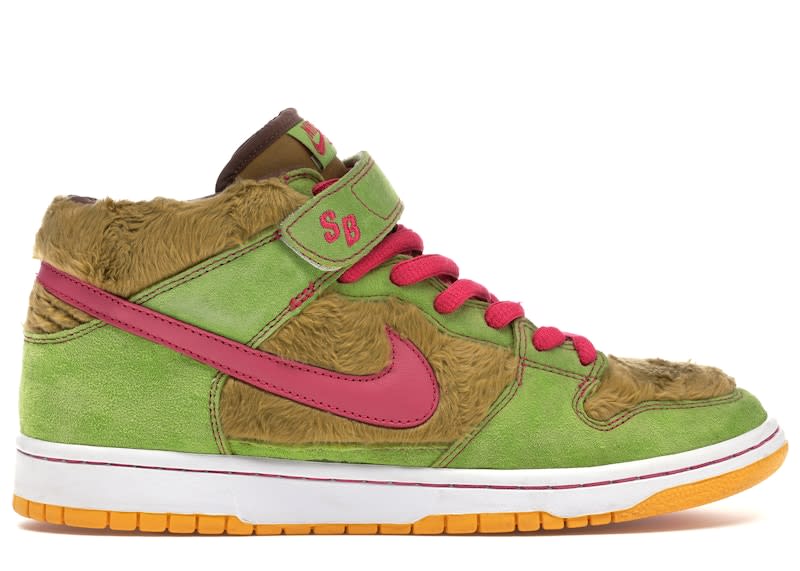 Nike SB Dunk Mid Mama Bear
