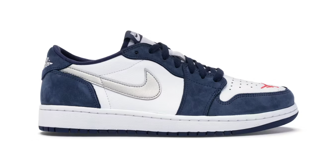 Jordan 1 Low SB Midnight Navy