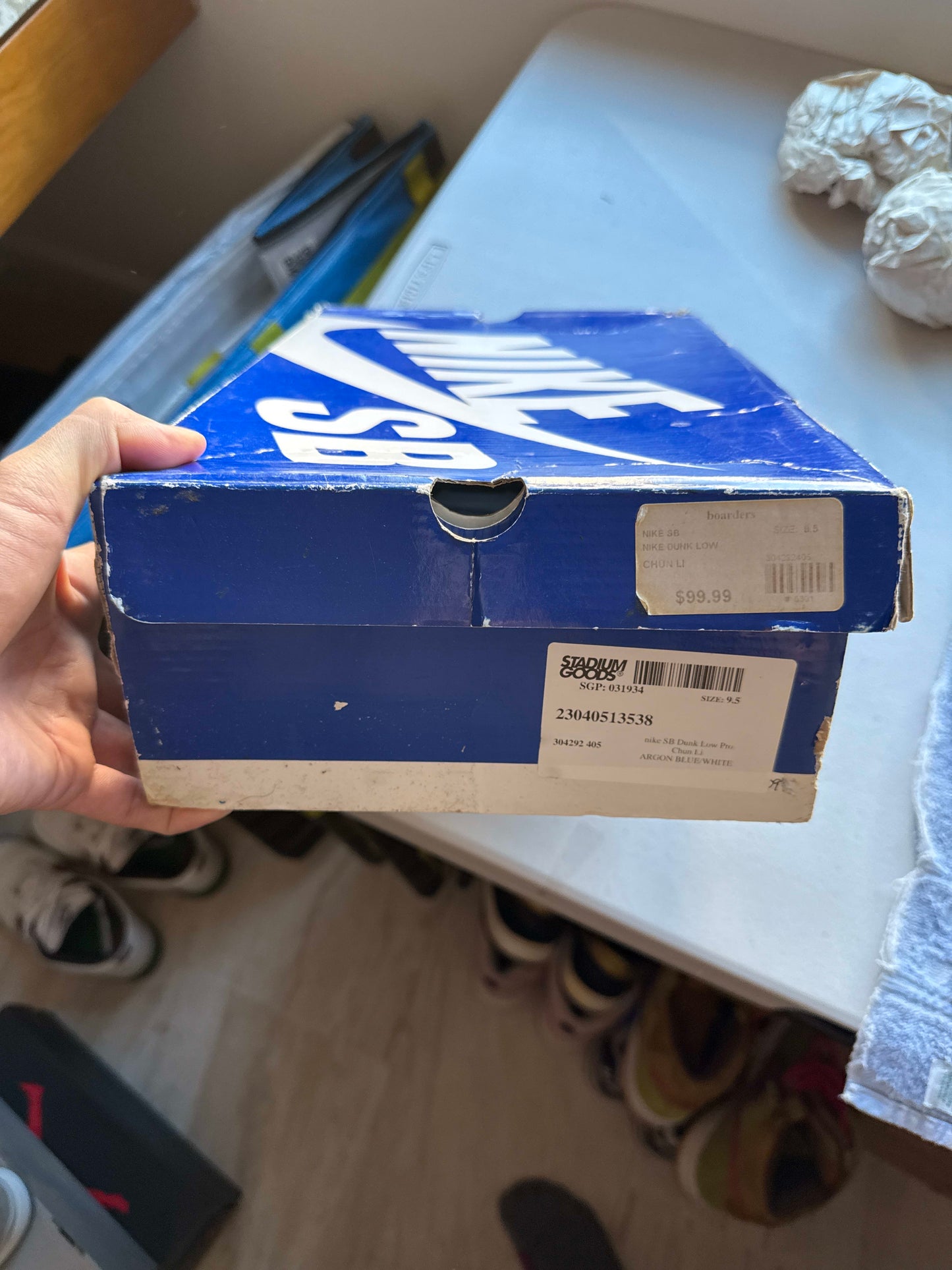 Nike SB Dunk Low Street Fighter Chun Li