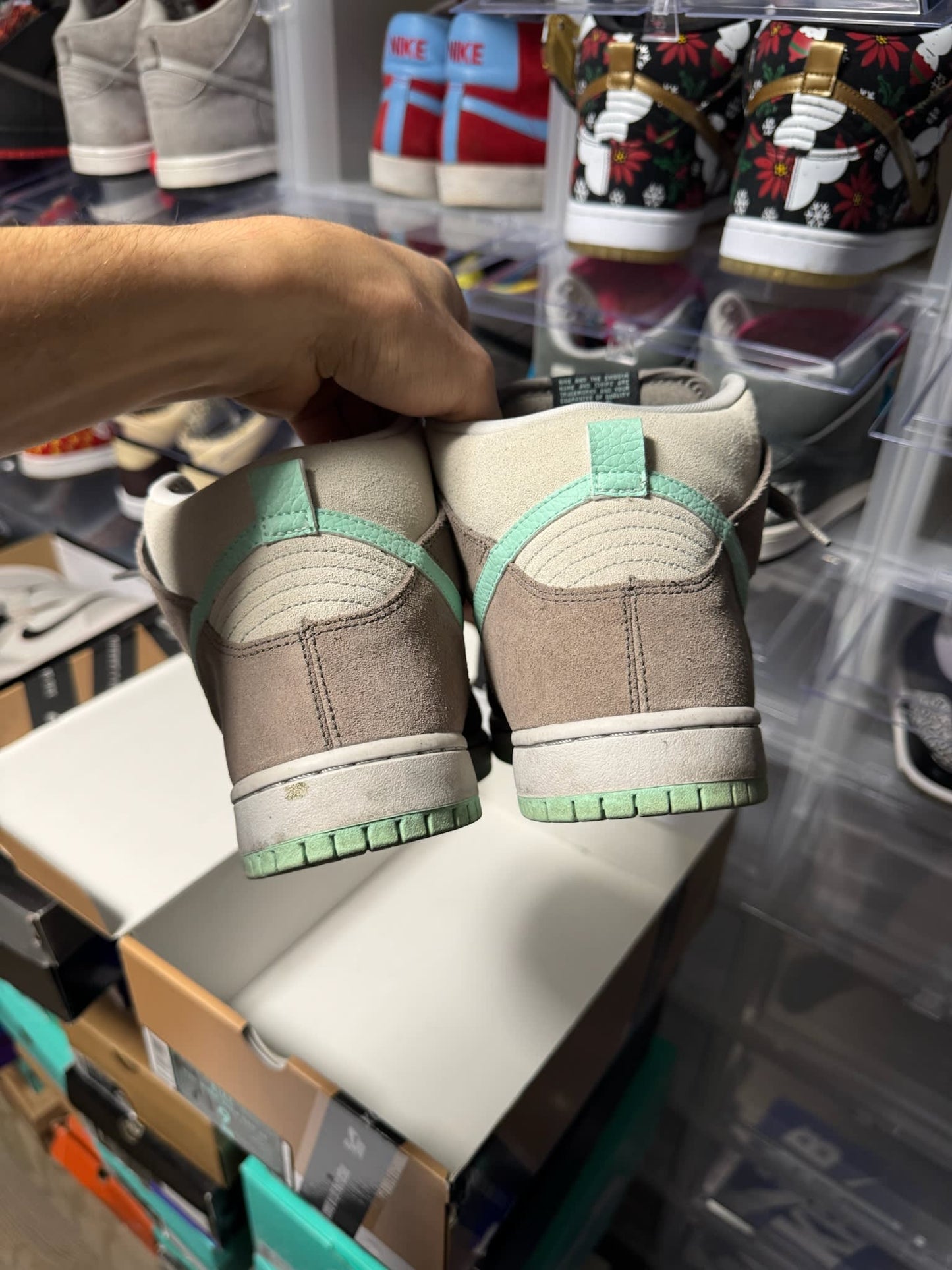 Size 9 Preowned Nike SB Dunk High Soft Grey Mint