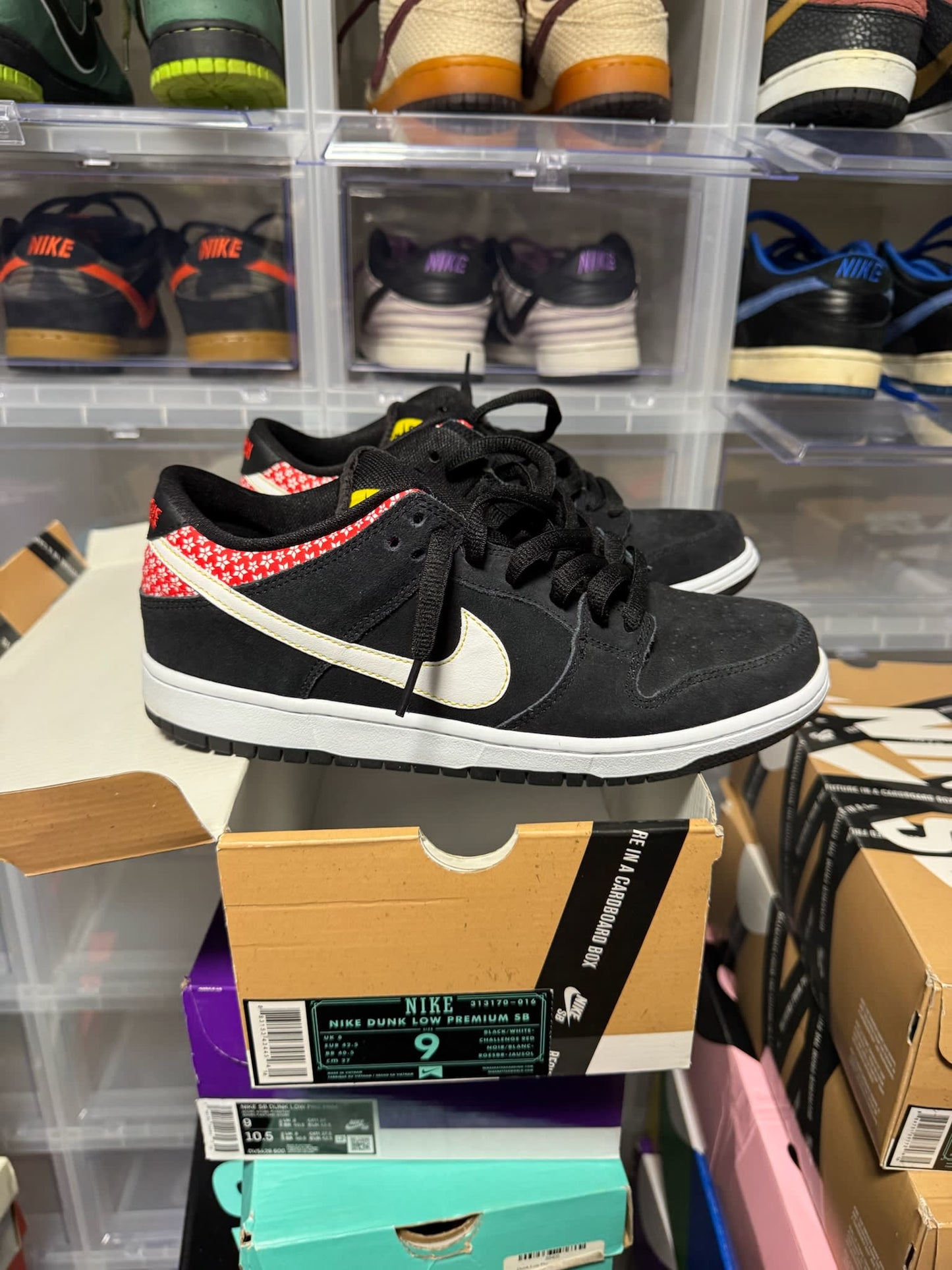 Size 9 Preowned Nike SB Dunk Low Firecracker