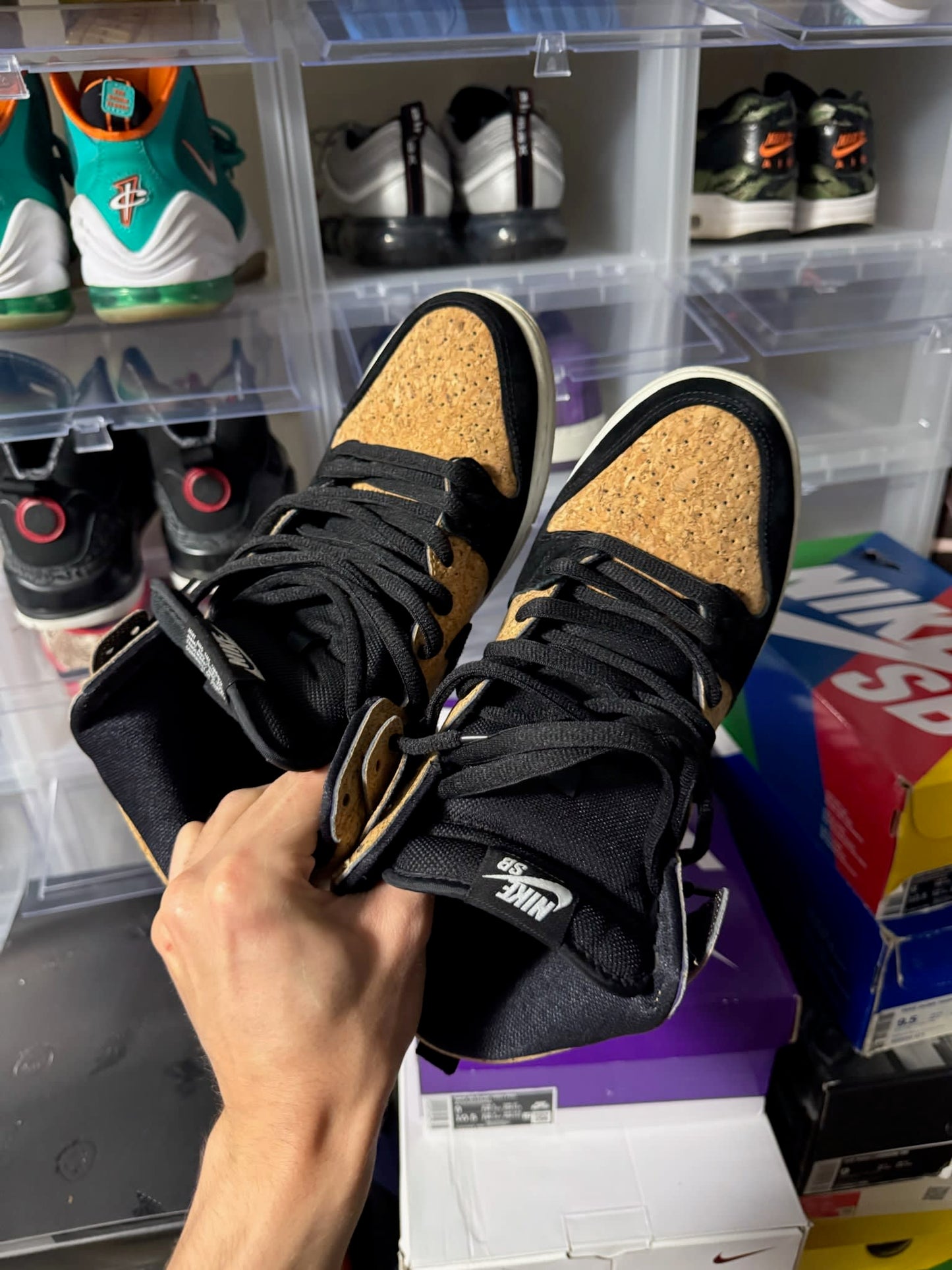 Size 9 Preowned (NB) Nike SB Dunk High Cork