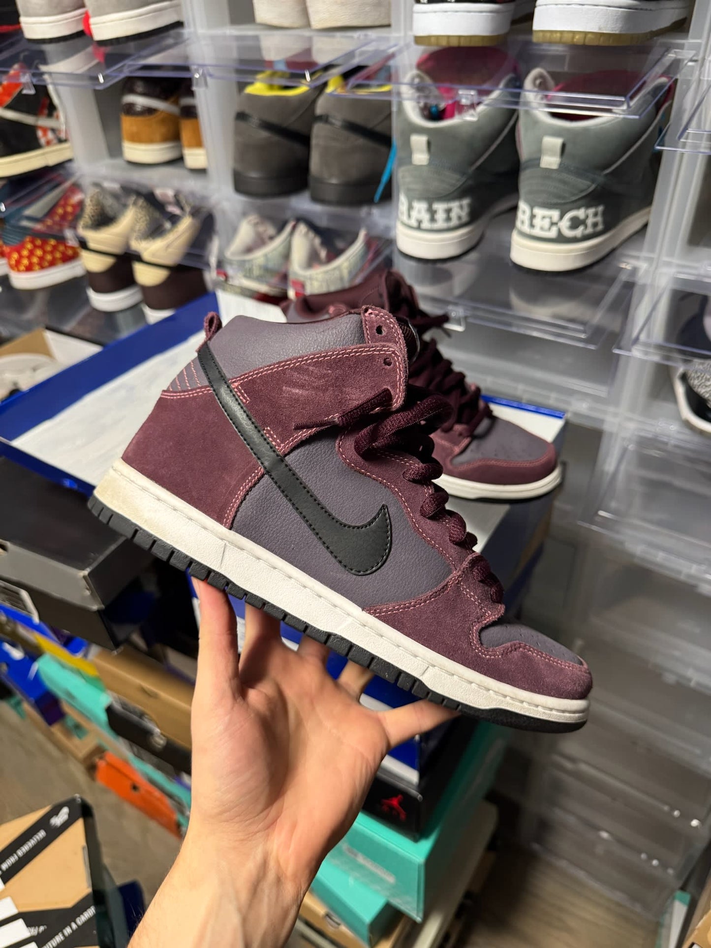 Size 9 Preowned Nike SB Dunk High Deep Burgundy Gridiron