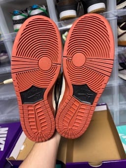 Size 9 Preowned Nike SB Dunk Low Pro Hennessy
