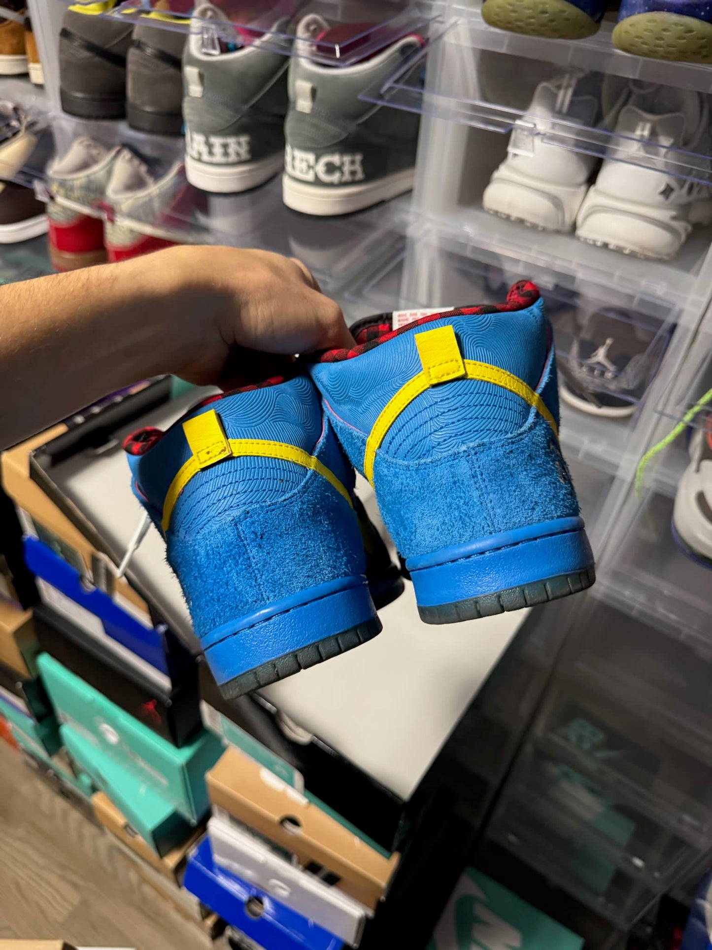 Size 9 Preowned Nike SB Dunk High Familia Blue Ox