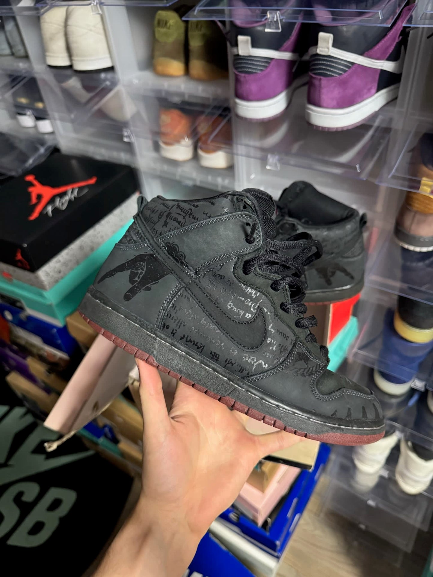 Size 8 Preowned Nike SB Dunk High Melvins (Black)