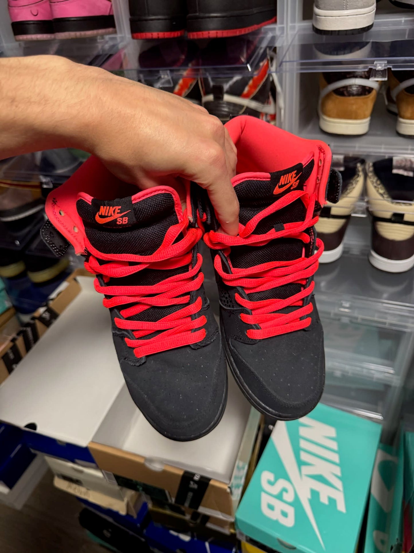 Size 9 Preowned Nike SB Dunk High Black Safari Atomic Red
