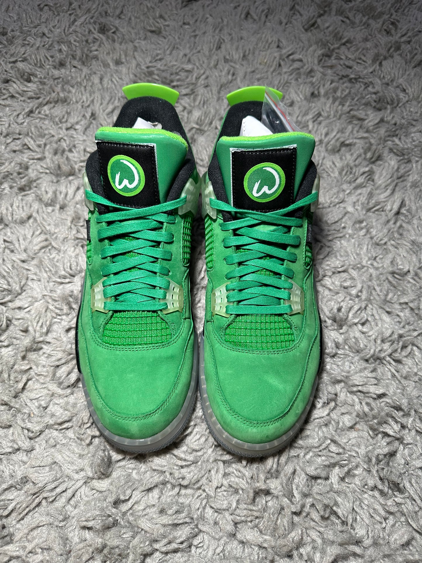 Jordan 4 Retro ‘Wahlburgers’