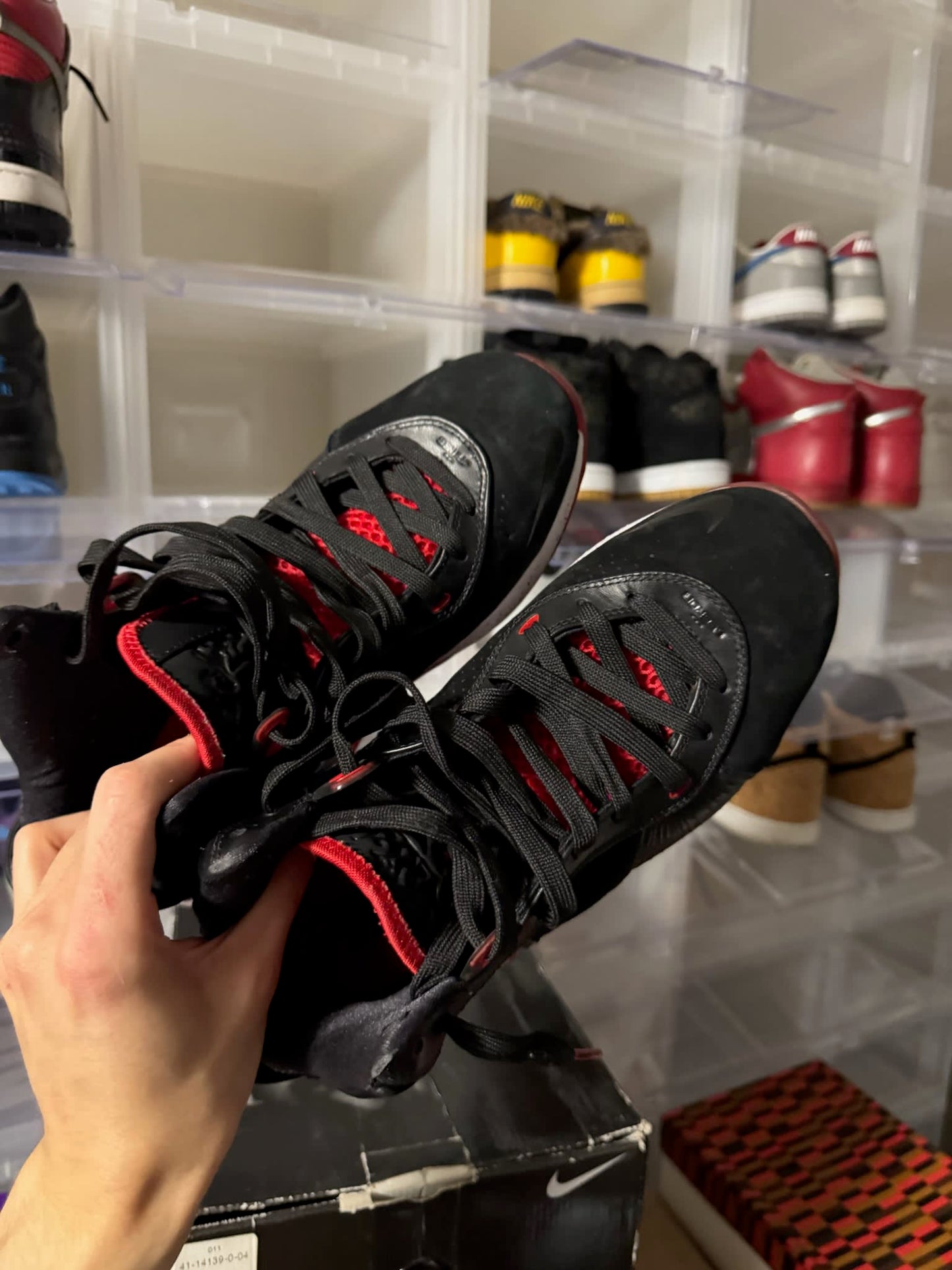 Size 8.5 Preowned Nike LeBron 8 Black/White/Red