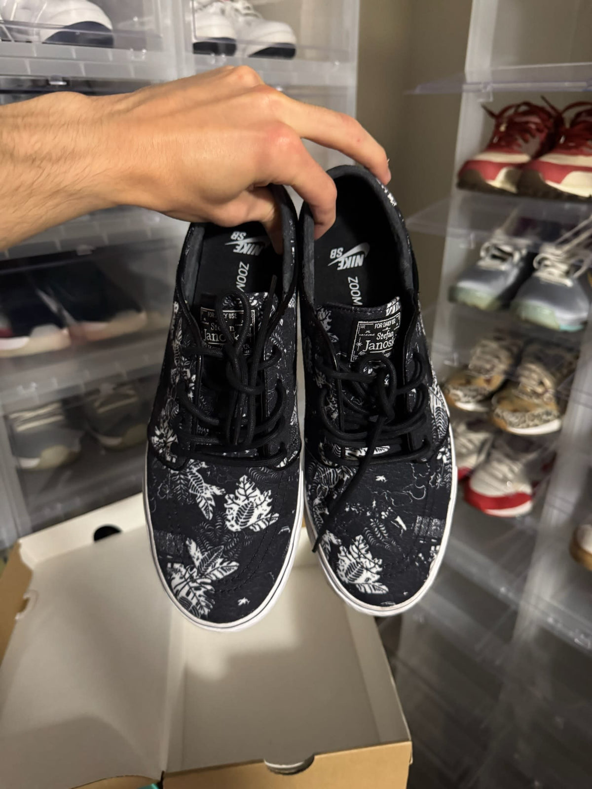 [HY828] Nike SB Zoom Stefan Janoski Black Floral