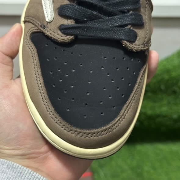 HY1064 Jordan 1 Retro Low OG SP Travis Scott Mocha