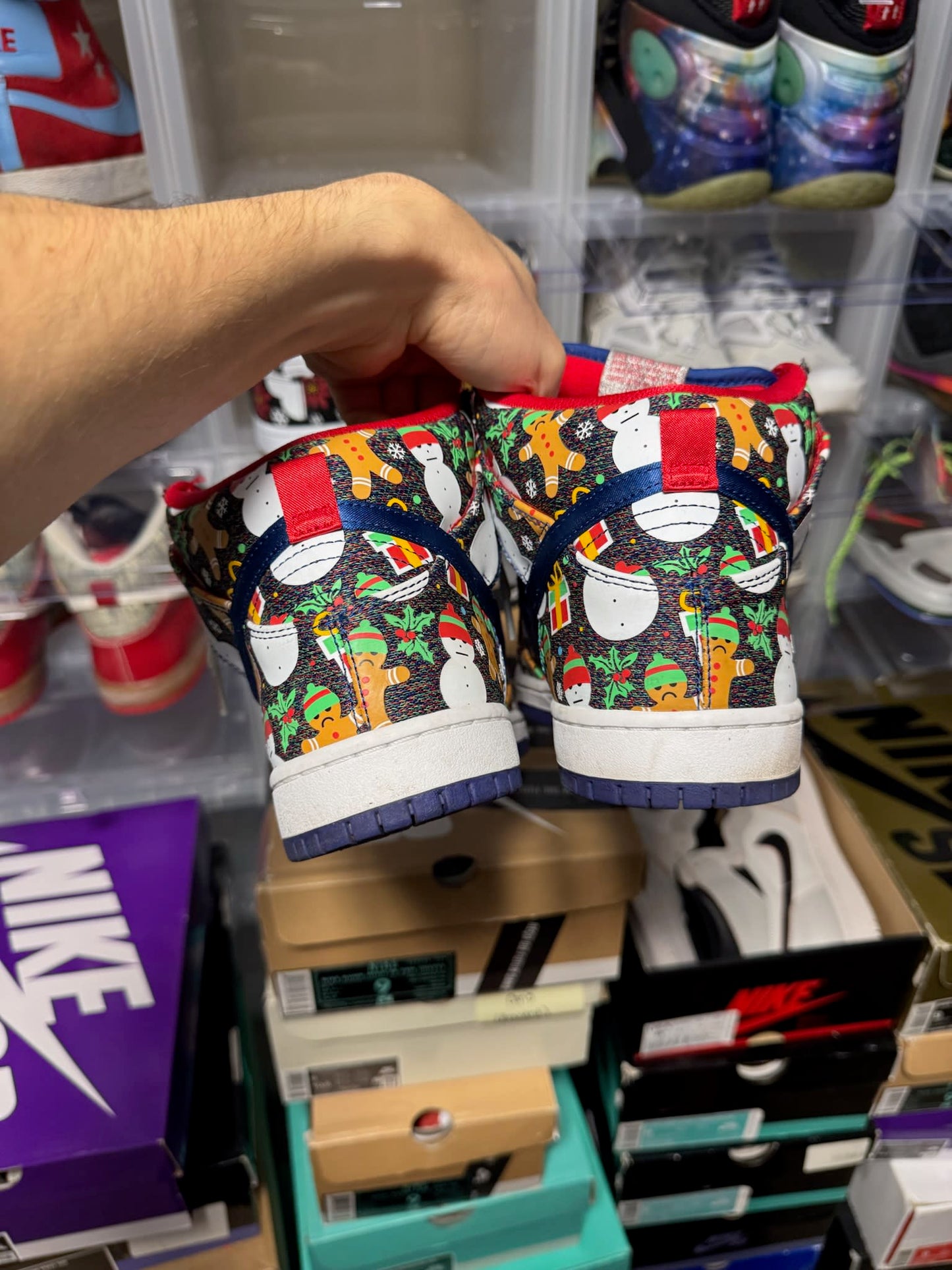 Size 9 Preowned Nike SB Dunk High Concepts Ugly Christmas Sweater (2017)