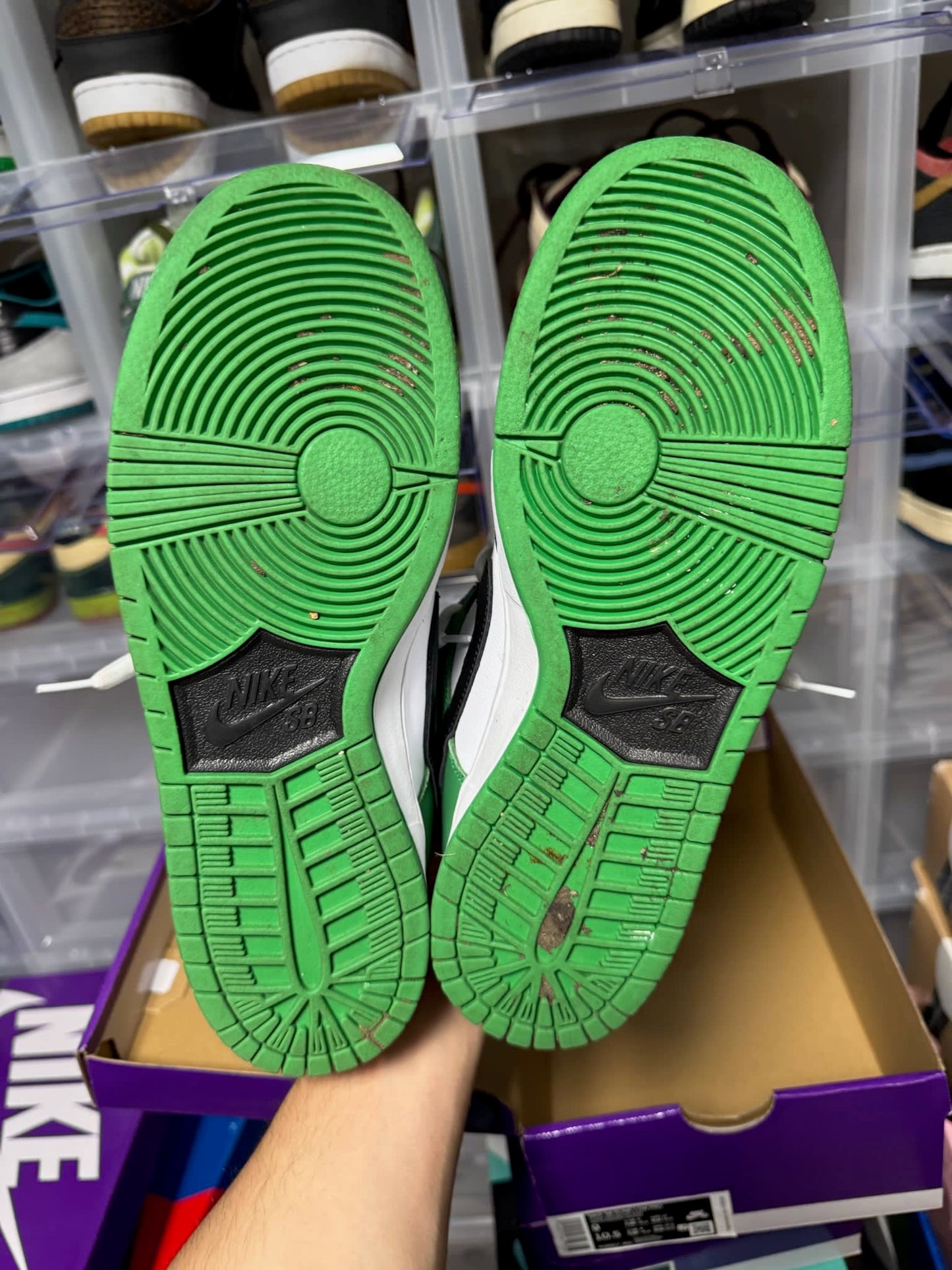 Size 9 Preowned Nike SB Dunk Low Classic Green