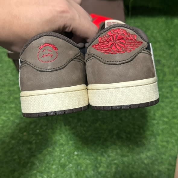 HY1064 Jordan 1 Retro Low OG SP Travis Scott Mocha