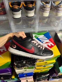 Size 9 Preowned (NB) Nike SB Dunk Low Shrimp