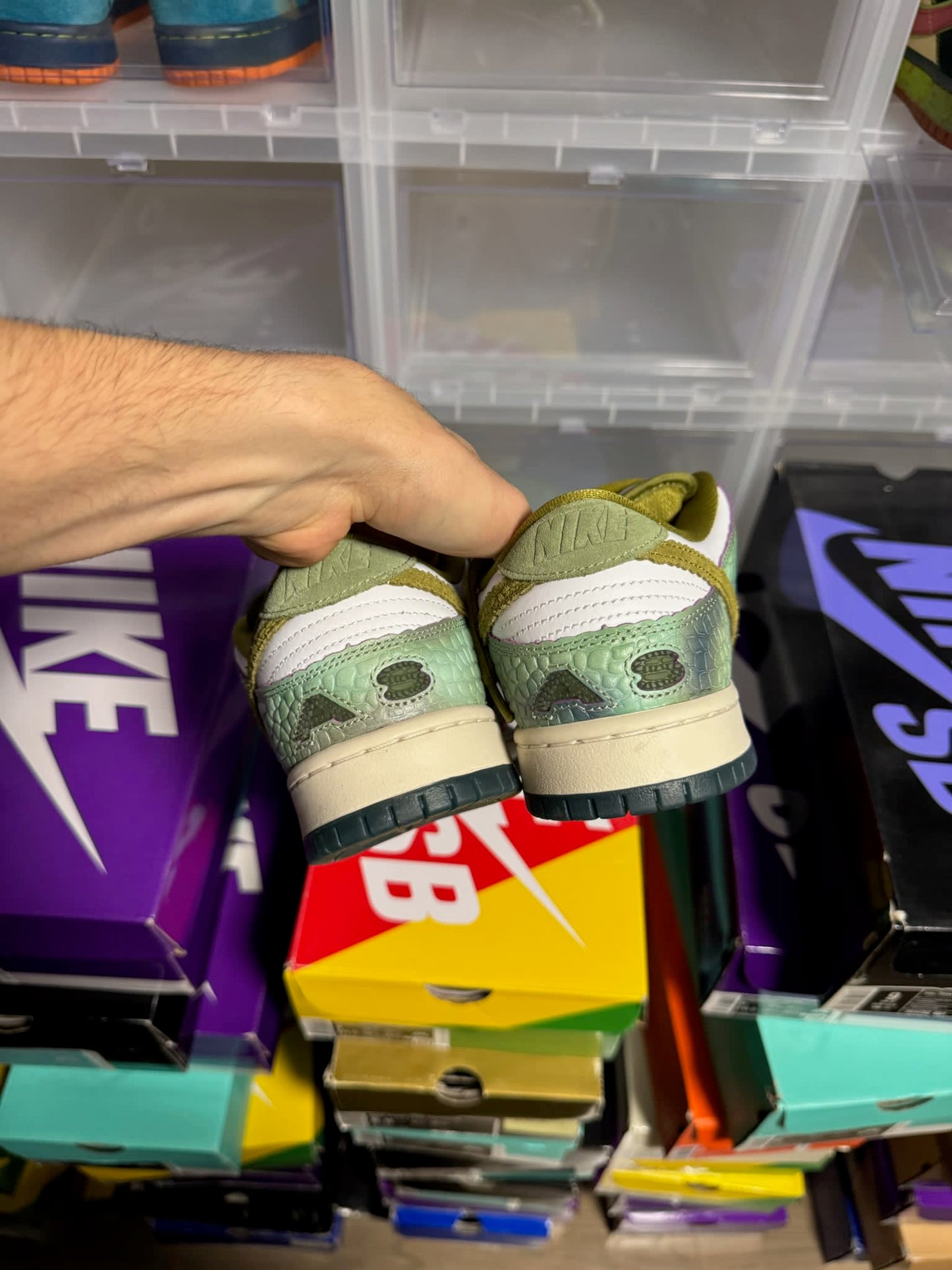 Size 9 Preowned (NB) Nike SB Dunk Low Alexis Sablone Chameleon