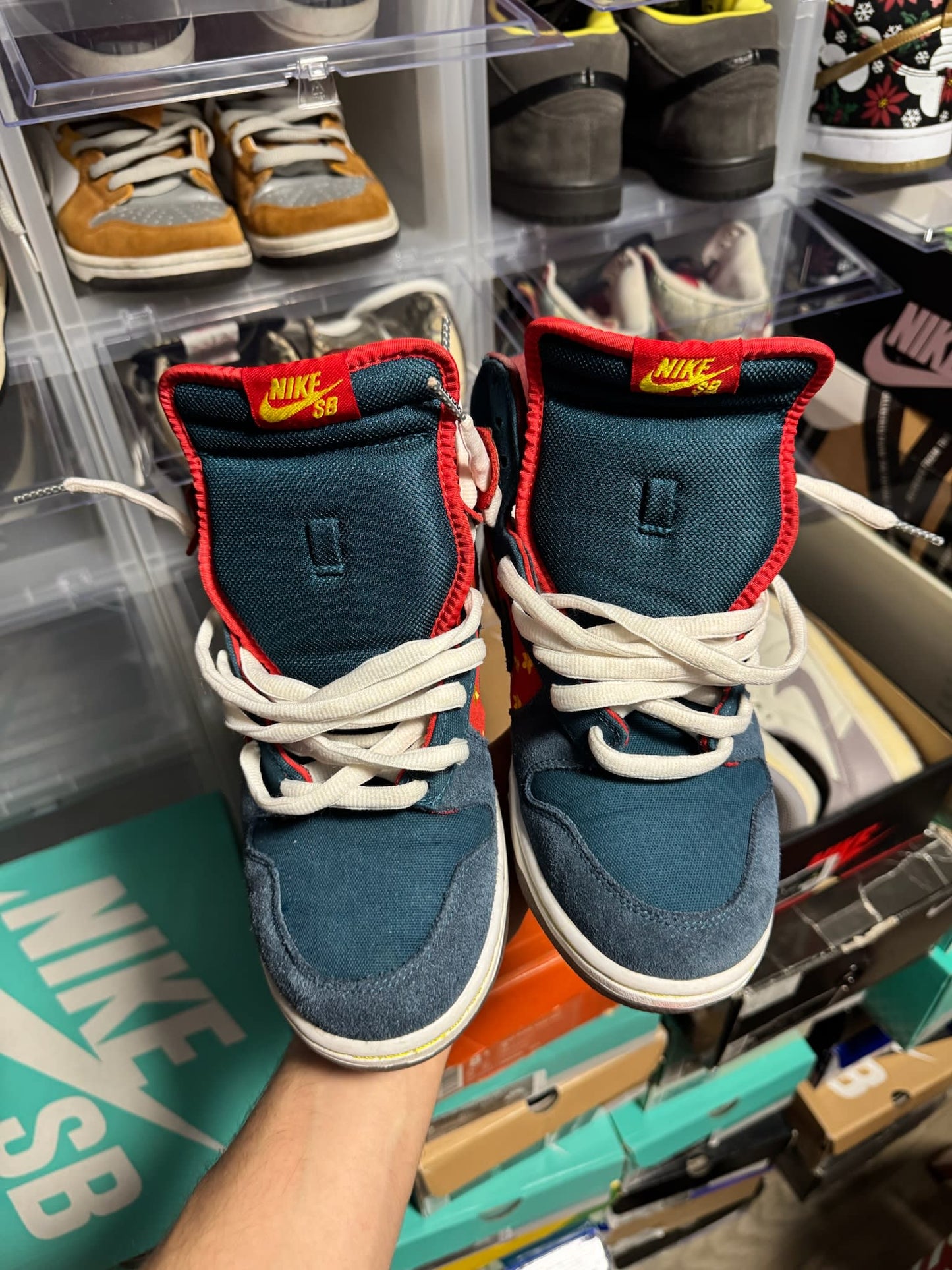 Size 9 Preowned (NB) Nike SB Dunk High Quagmire