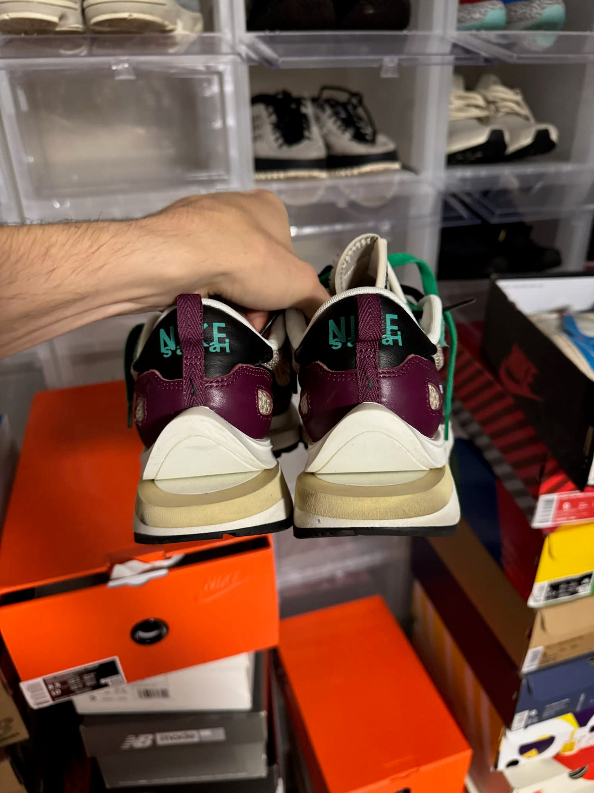 [HY896] Nike Vaporwaffle sacai Villain Red Neptune Green