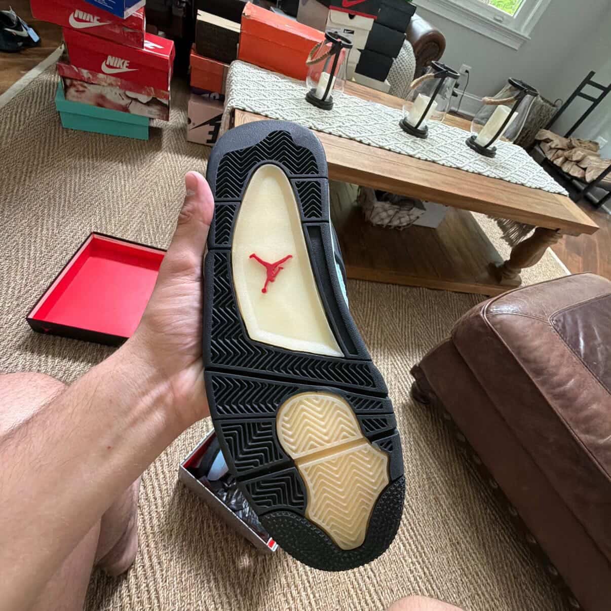 Jordan 4 Retro Travis Scott Cactus Jack (Friends and Family)
