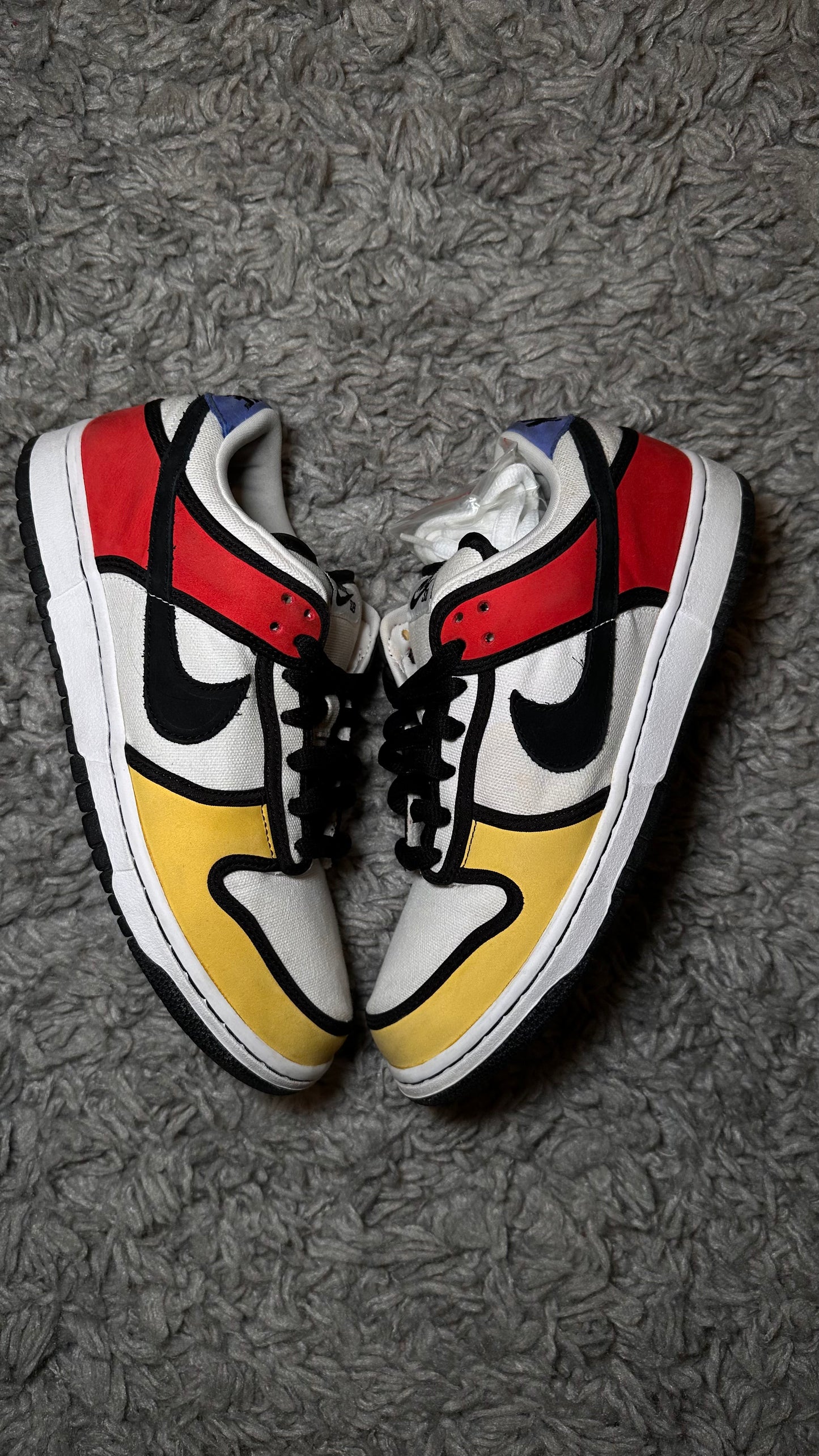 NIKE DUNK LOW PRO SB ‘Piet Mondrian’