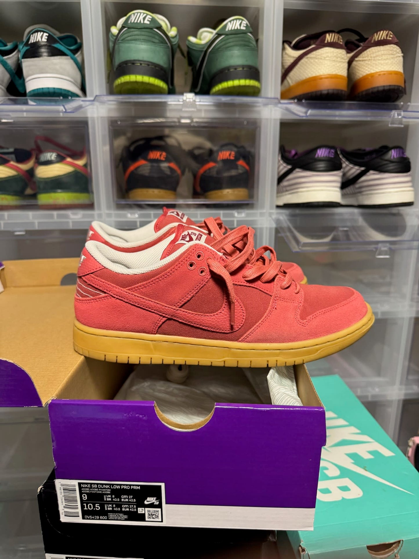 Size 9 Preowned Nike SB Dunk Low Adobe