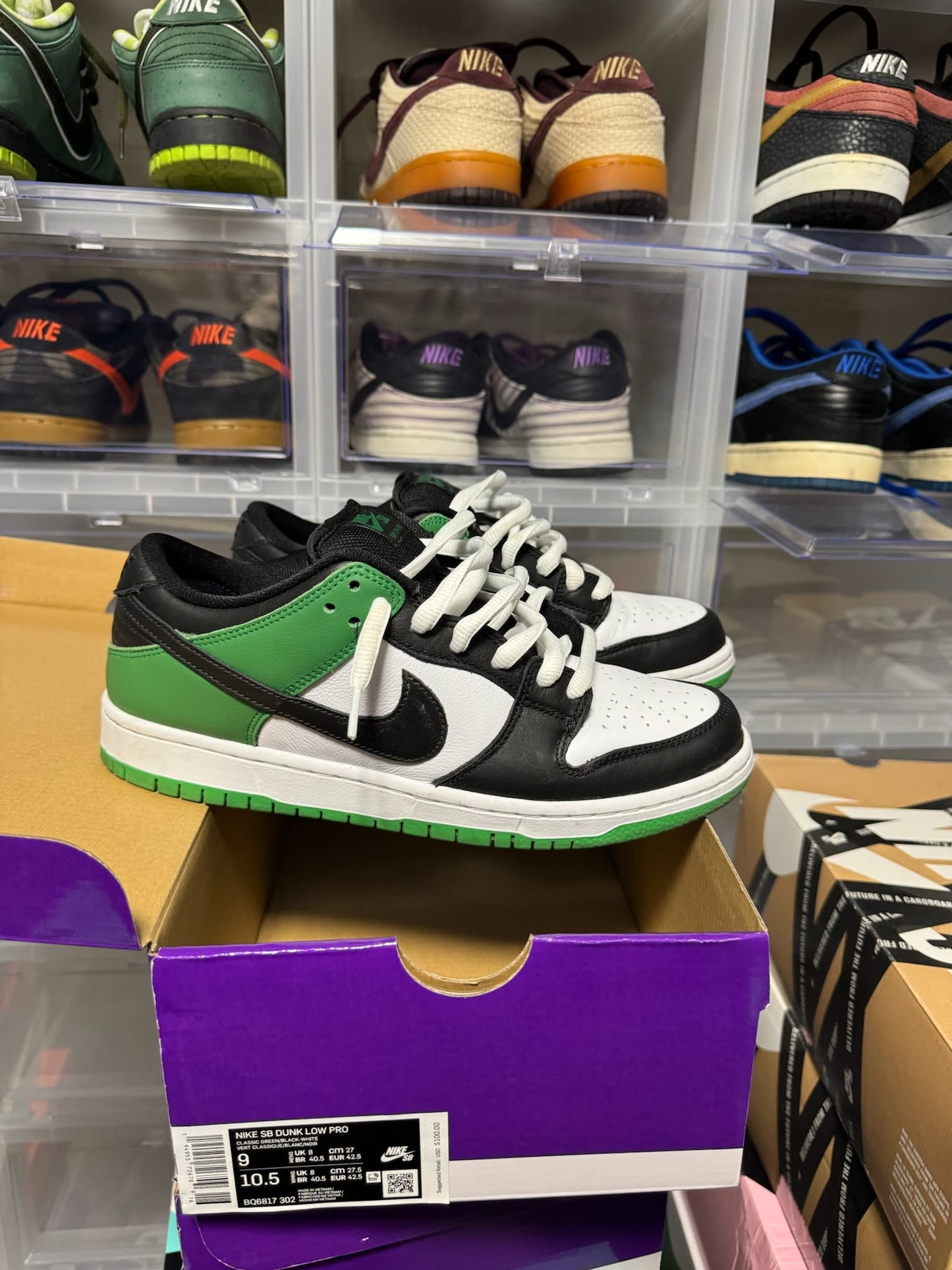 Size 9 Preowned Nike SB Dunk Low Classic Green