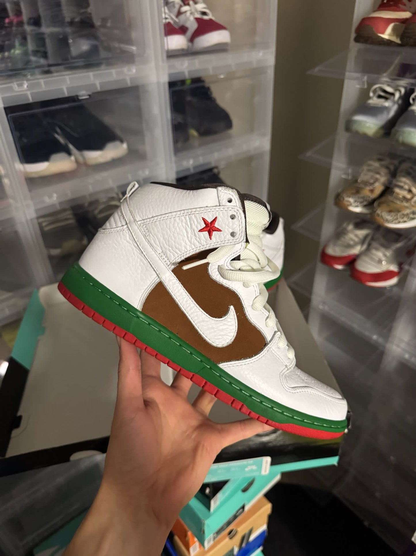 HY817 Nike SB Dunk High Cali (2014)