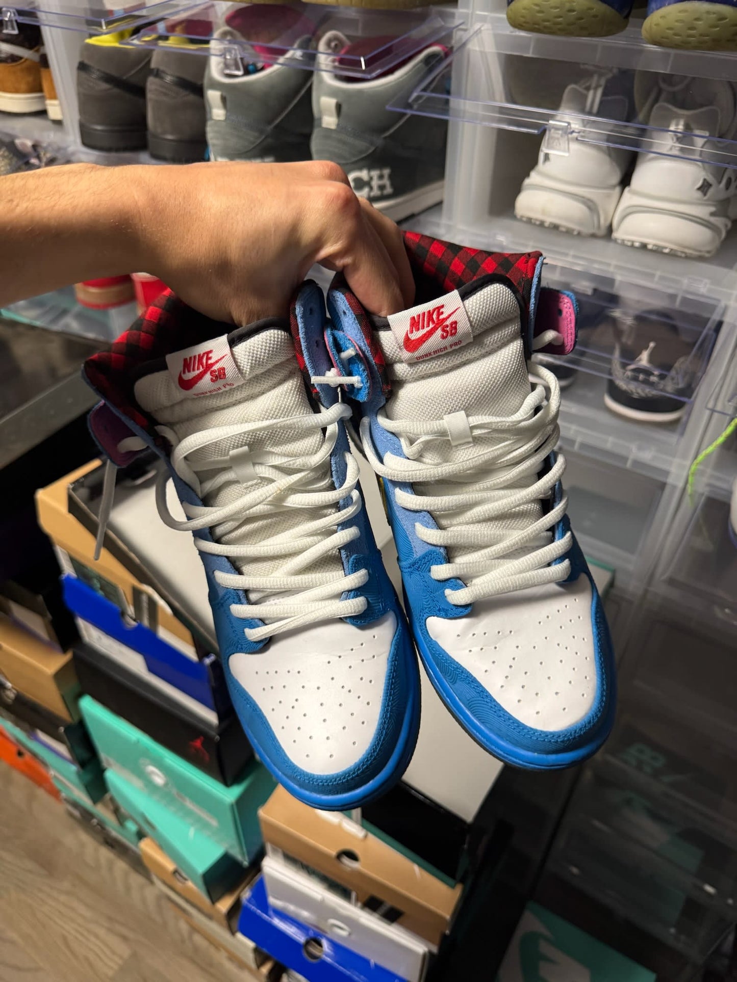 Size 9 Preowned Nike SB Dunk High Familia Blue Ox