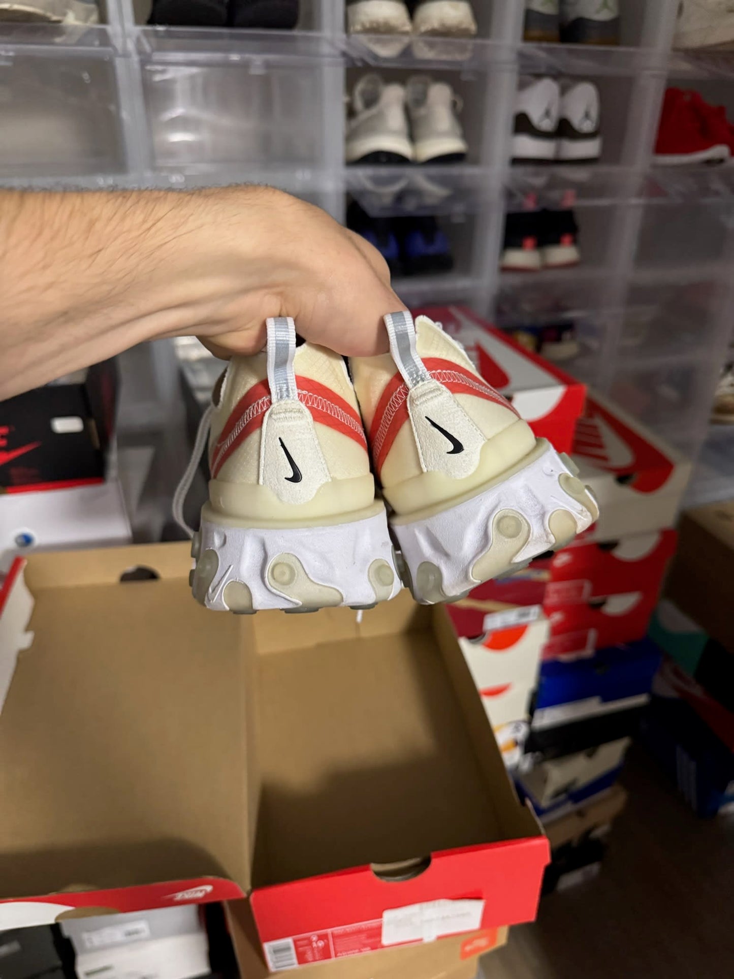 HY840 Nike React Element 87 Sail Light Bone