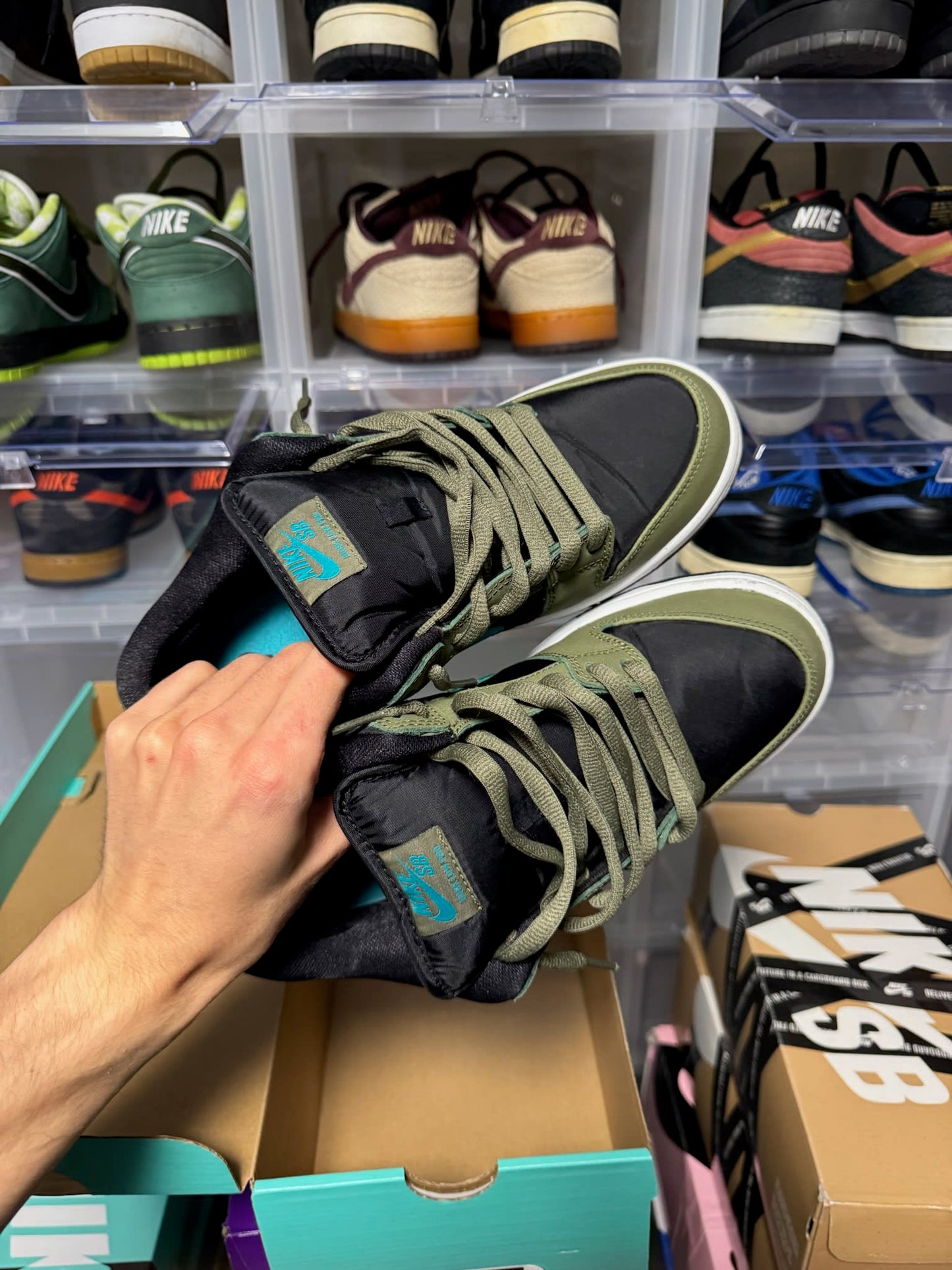 Size 9 Preowned Nike SB Dunk Low Medium Olive Turbo Green