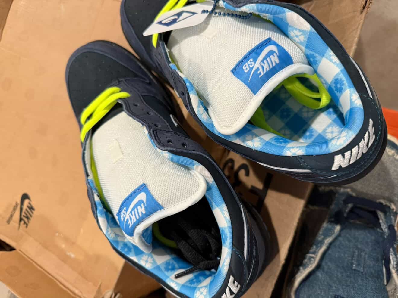 Nike SB Dunk Low Concepts Blue Lobster Special Box