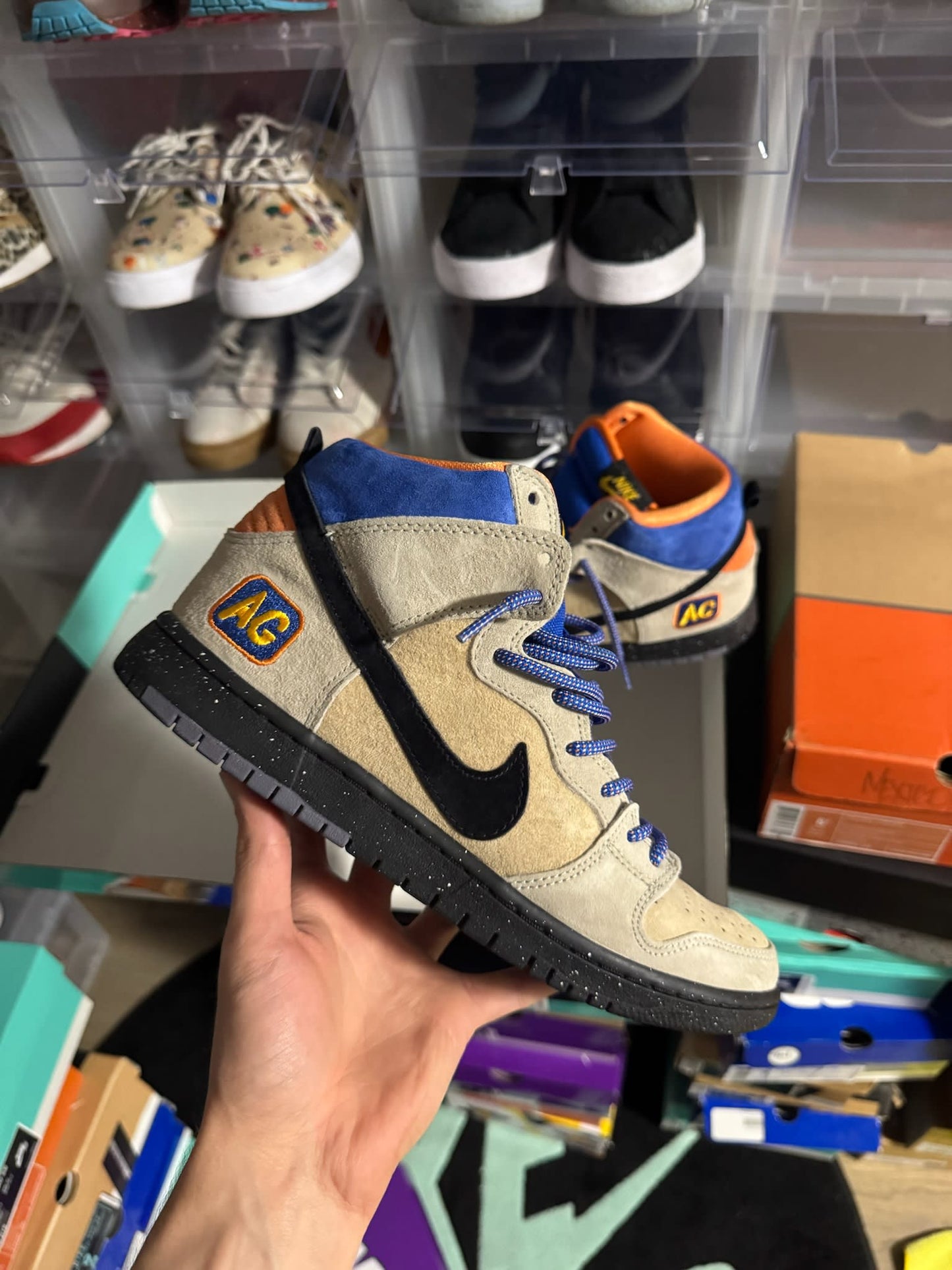 HY2772 Nike SB Dunk High Acapulco Gold