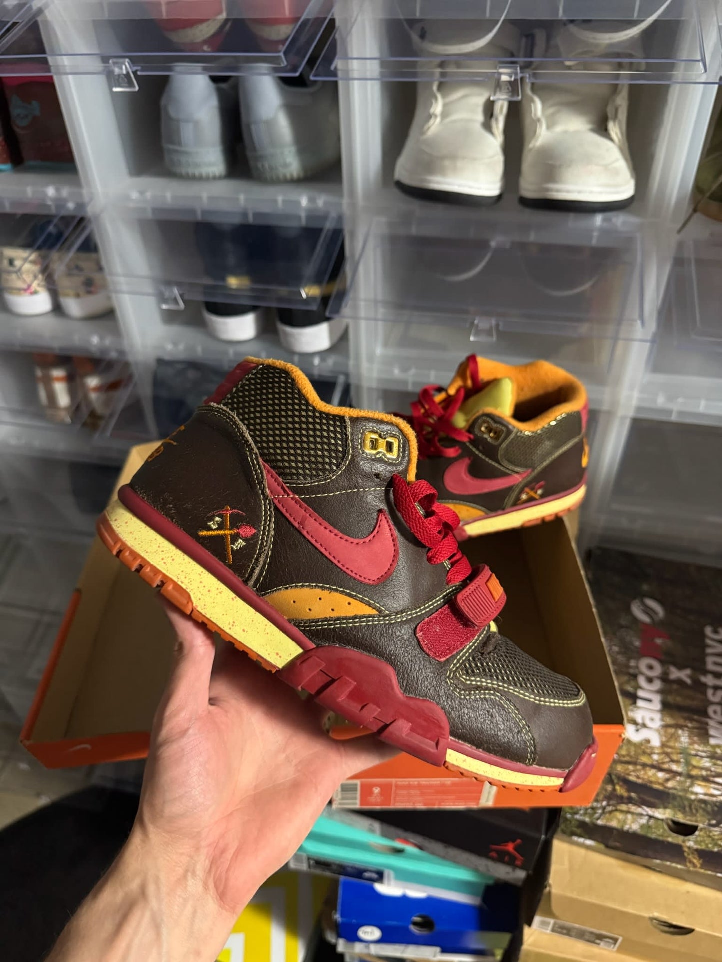 HY785 Nike Air Trainer 1 SB Huf Gold Digger