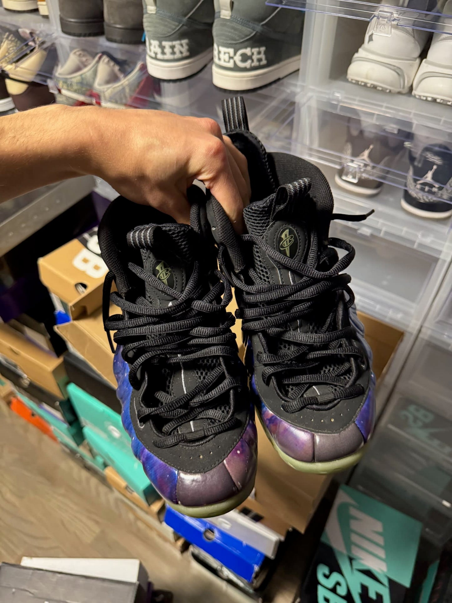 Size 9 Preowned Nike Air Foamposite One NRG Galaxy (2012)