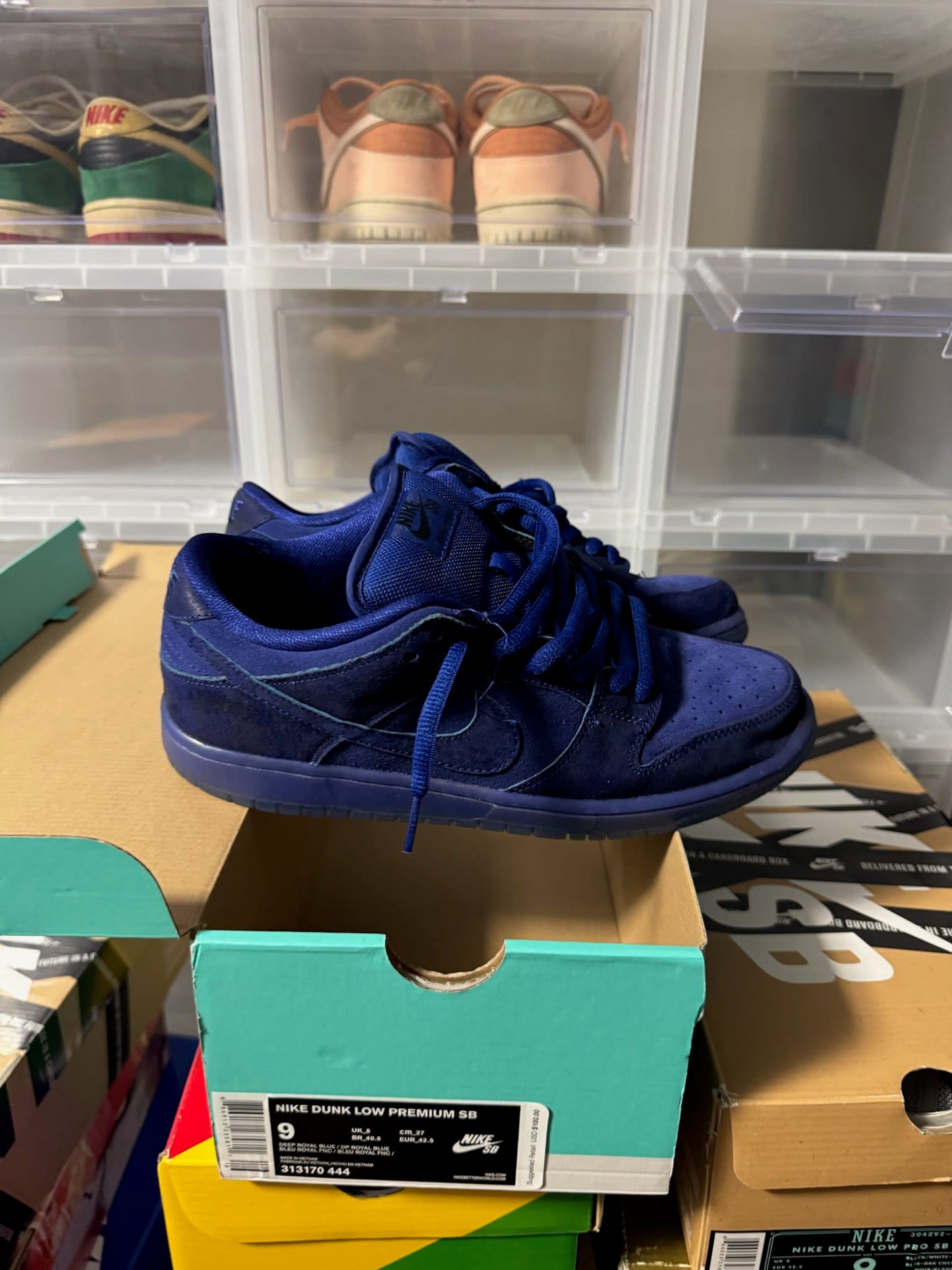 Size 9 Preowned Nike SB Dunk Low Blue Moon