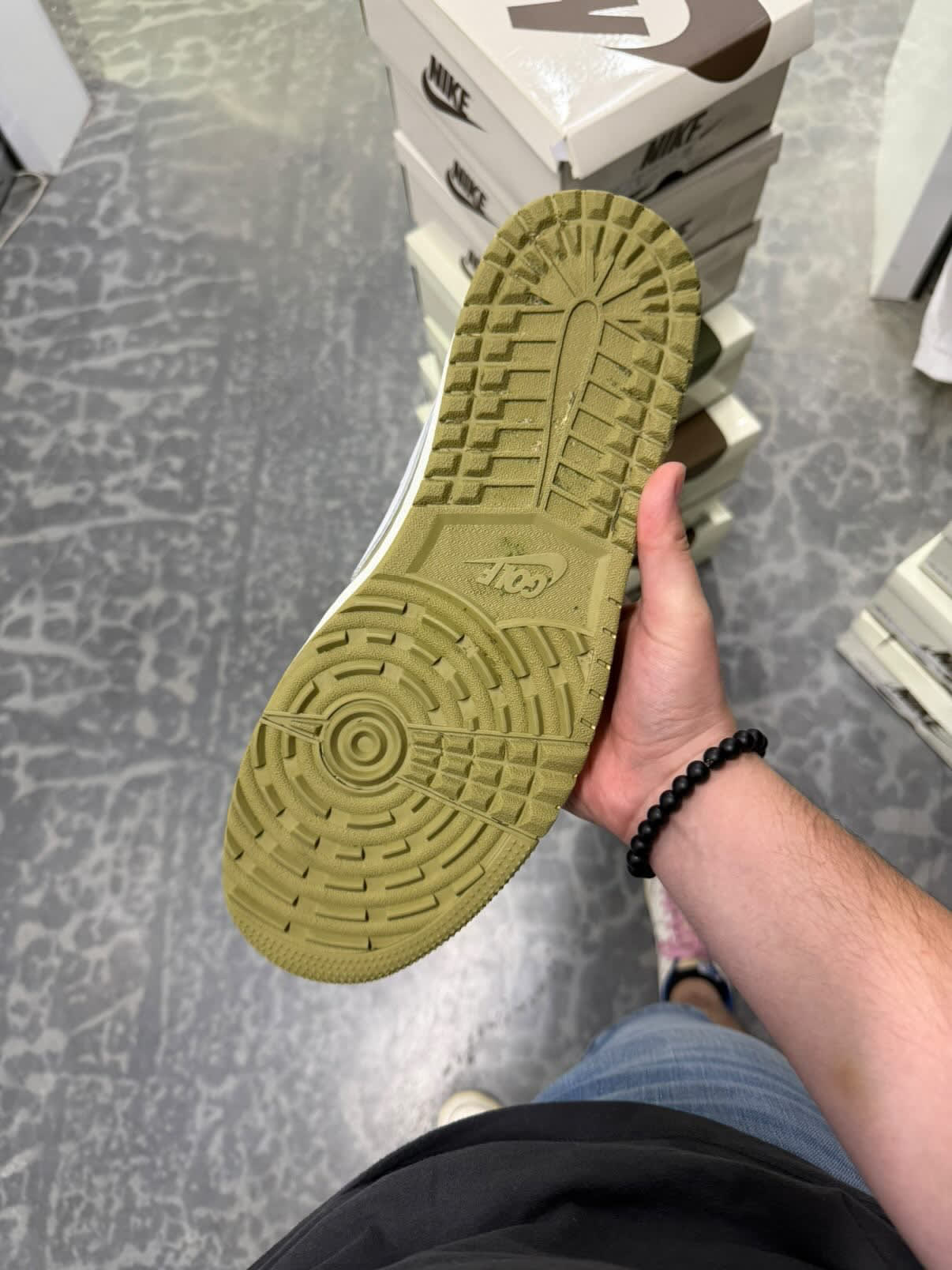 HY6 Jordan 1 Retro Low Golf Travis Scott Neutral Olive