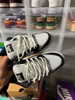 Size 9 VNDS Nike SB Dunk Low Concord