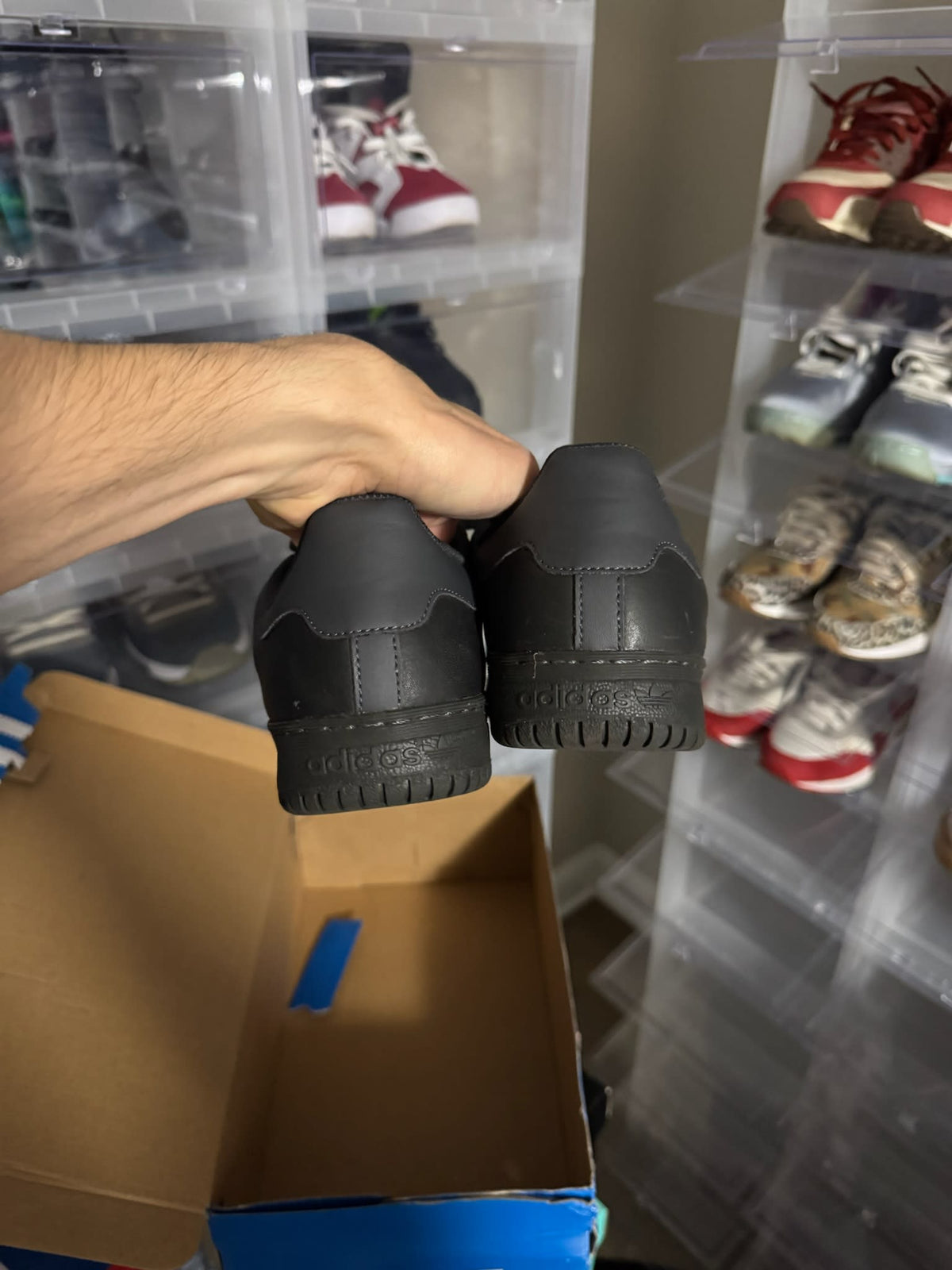 [HY824] adidas Yeezy Powerphase Calabasas Core Black