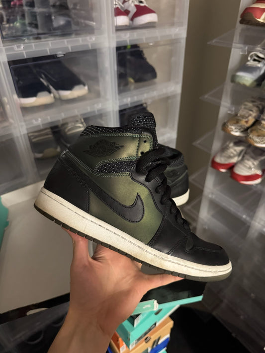 [HY816] Jordan 1 SB Craig Stecyk Black Silver