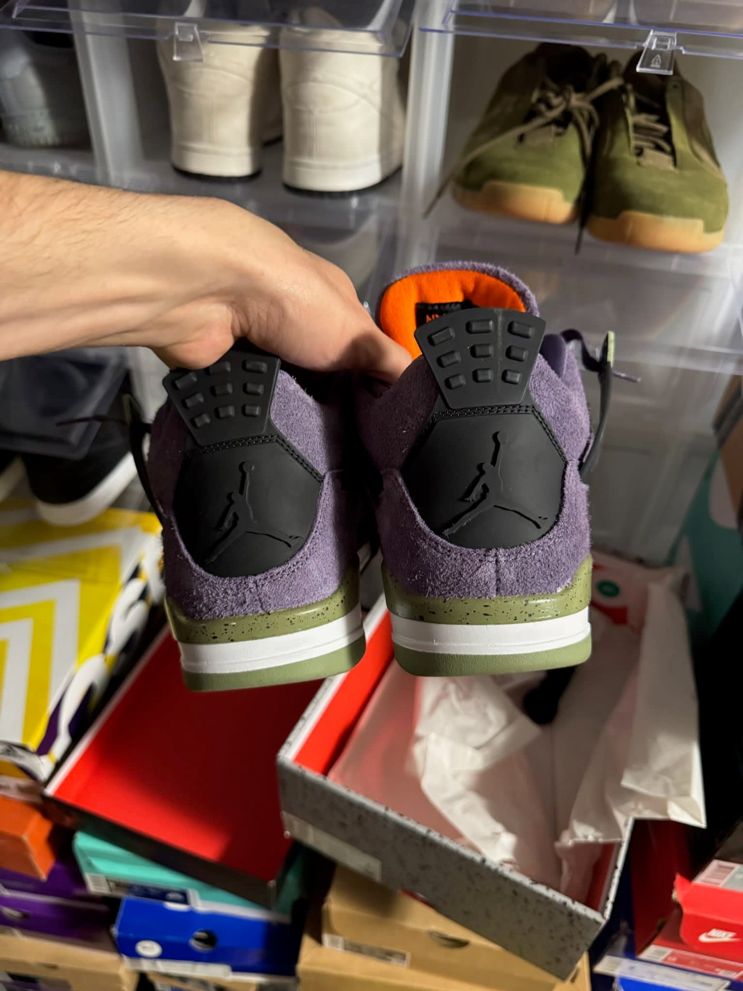 HY779 Jordan 4 Retro Canyon Purple (Women's)