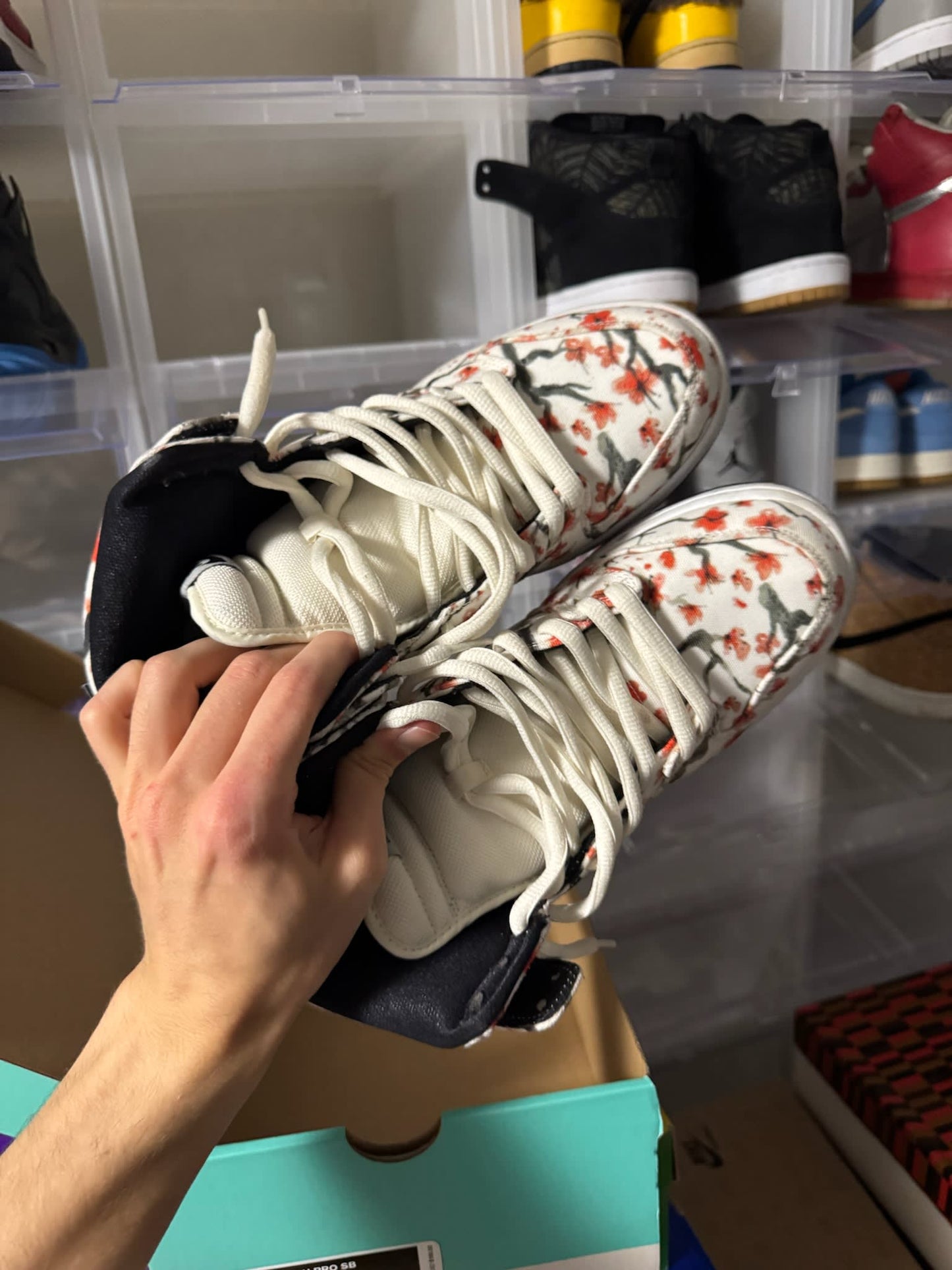 Size 9 Preowned Nike SB Dunk High Cherry Blossom
